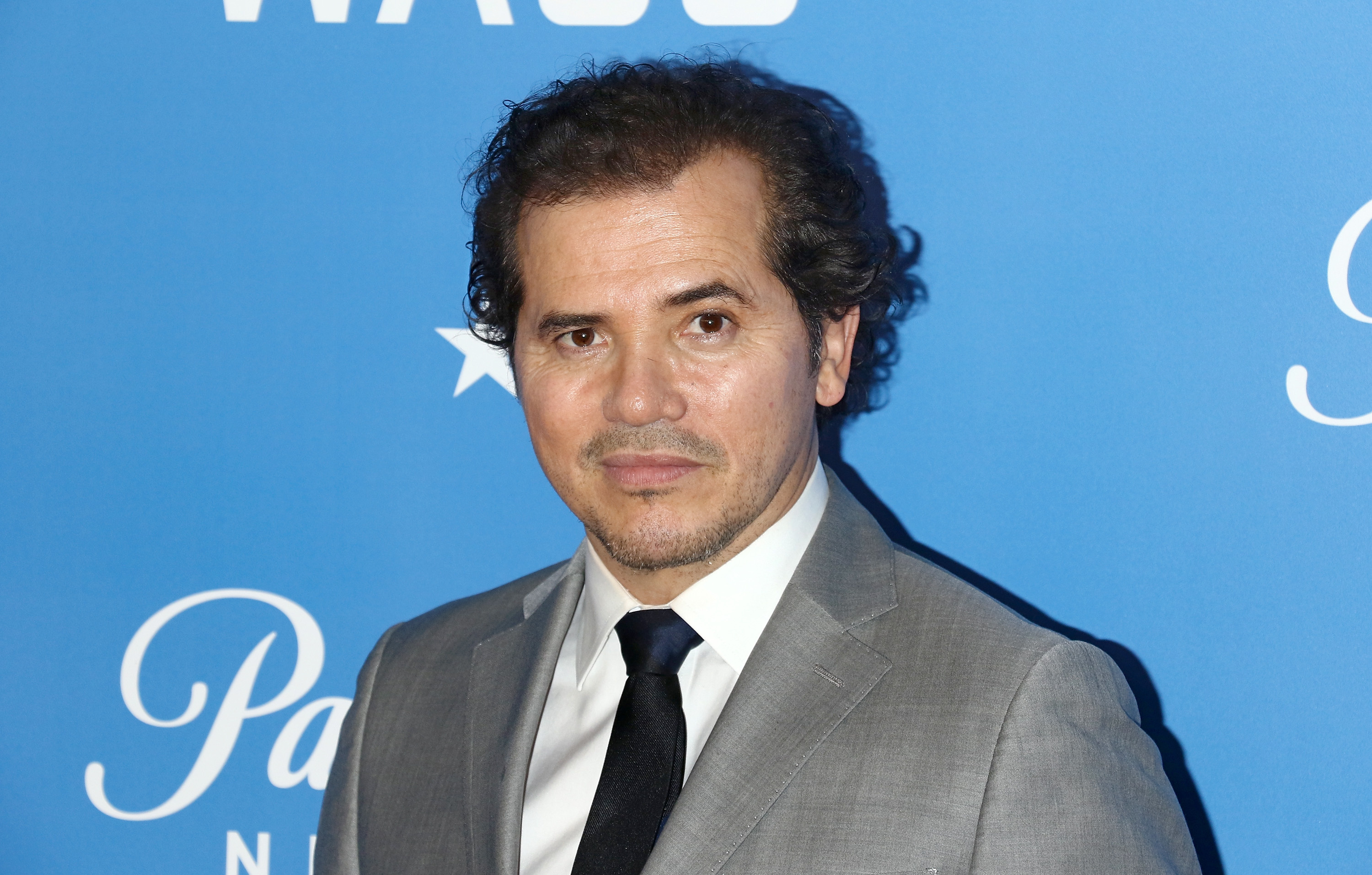 John Leguizamo, Desktop wallpapers, Broken Panda design, Screen decoration, 3000x1920 HD Desktop