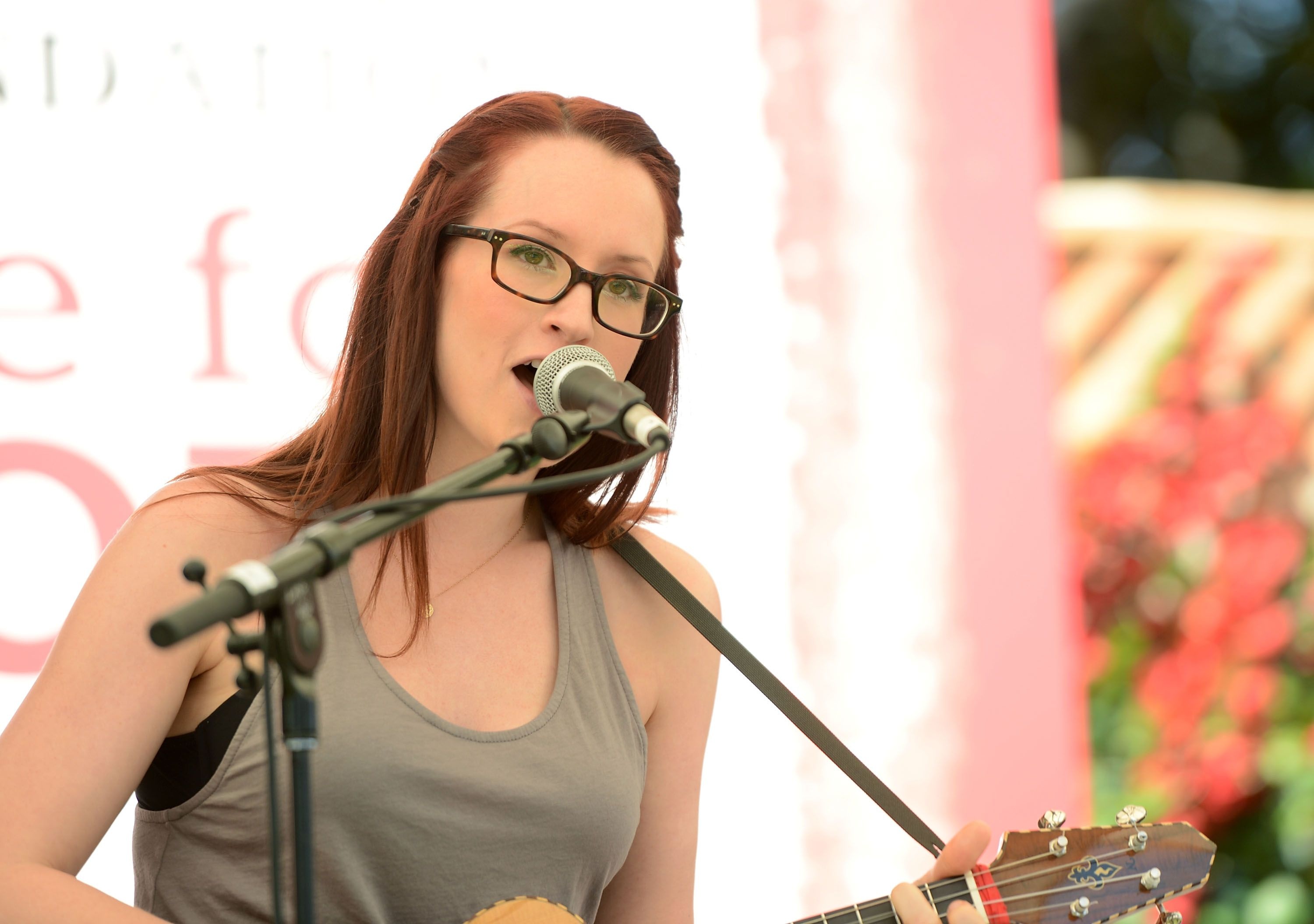 Ingrid Michaelson, Harmonious melodies, Soulful lyrics, Artistic performances, 3000x2110 HD Desktop