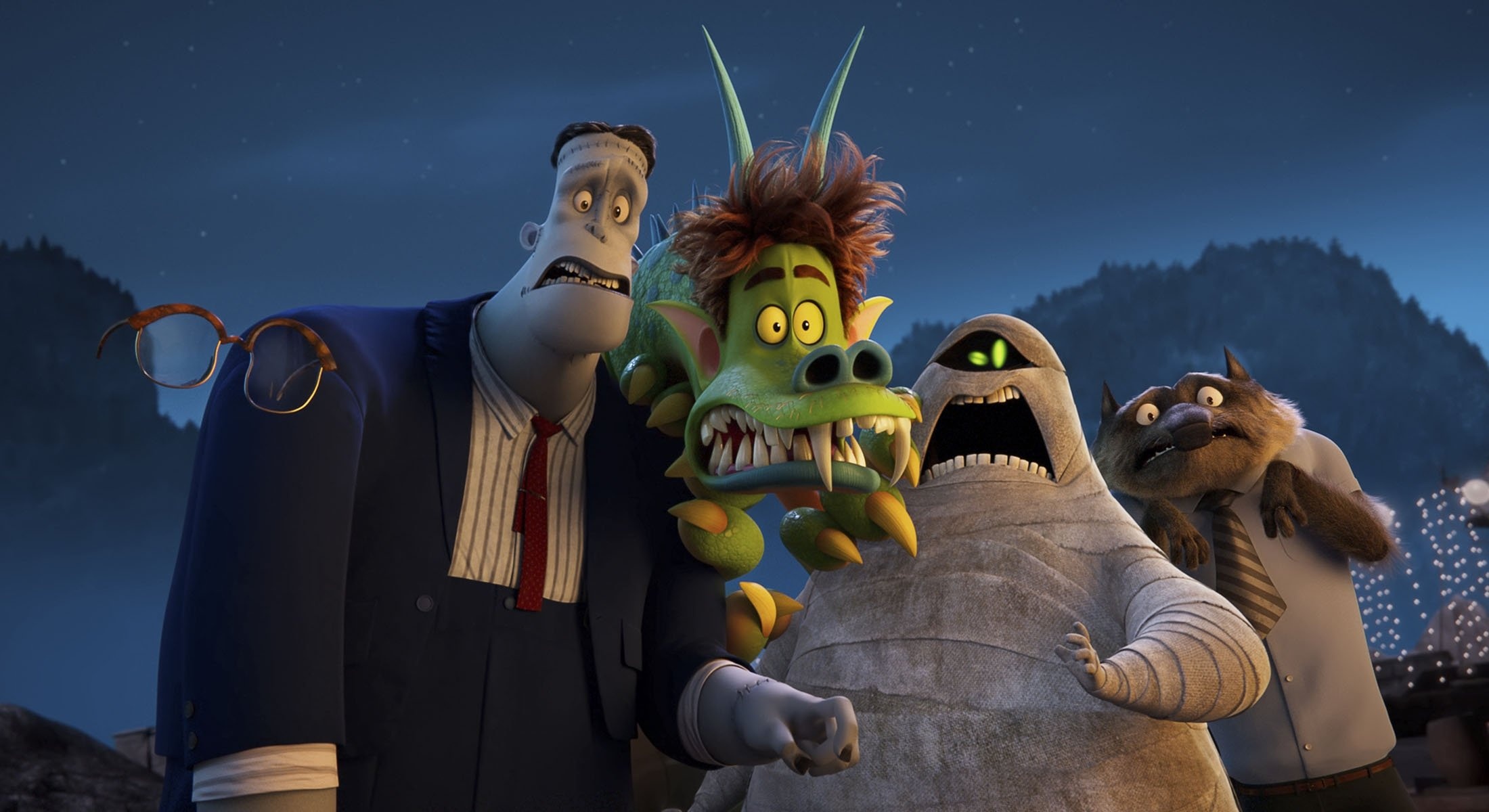 Hotel Transylvania: Tale's end, Stake through the heart, Monster finale, 2200x1200 HD Desktop