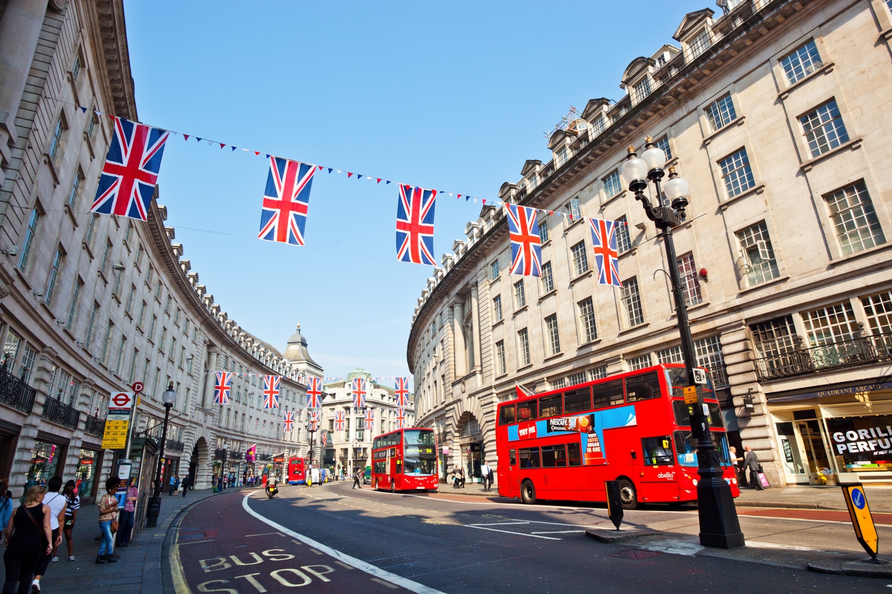 Regent Street, England Wallpaper, 3080x2050 HD Desktop