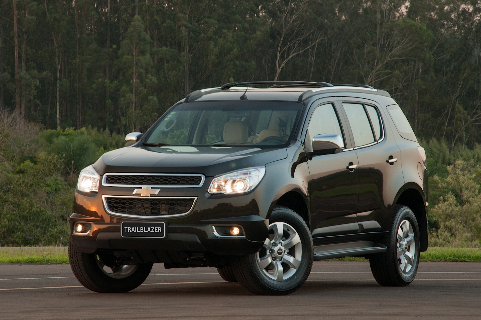 Chevrolet Trailblazer, Versatile SUV, Impressive capability, Adventurous spirit, 1920x1280 HD Desktop