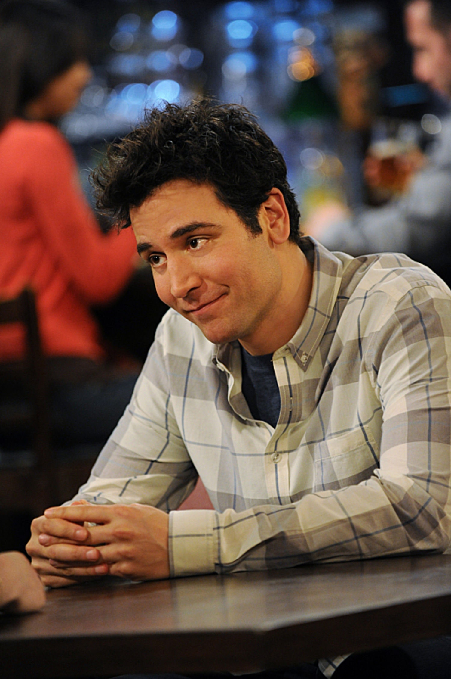 HIMYM spin-off, How i Met Your Dad, Characters return, Floored, 1500x2260 HD Phone