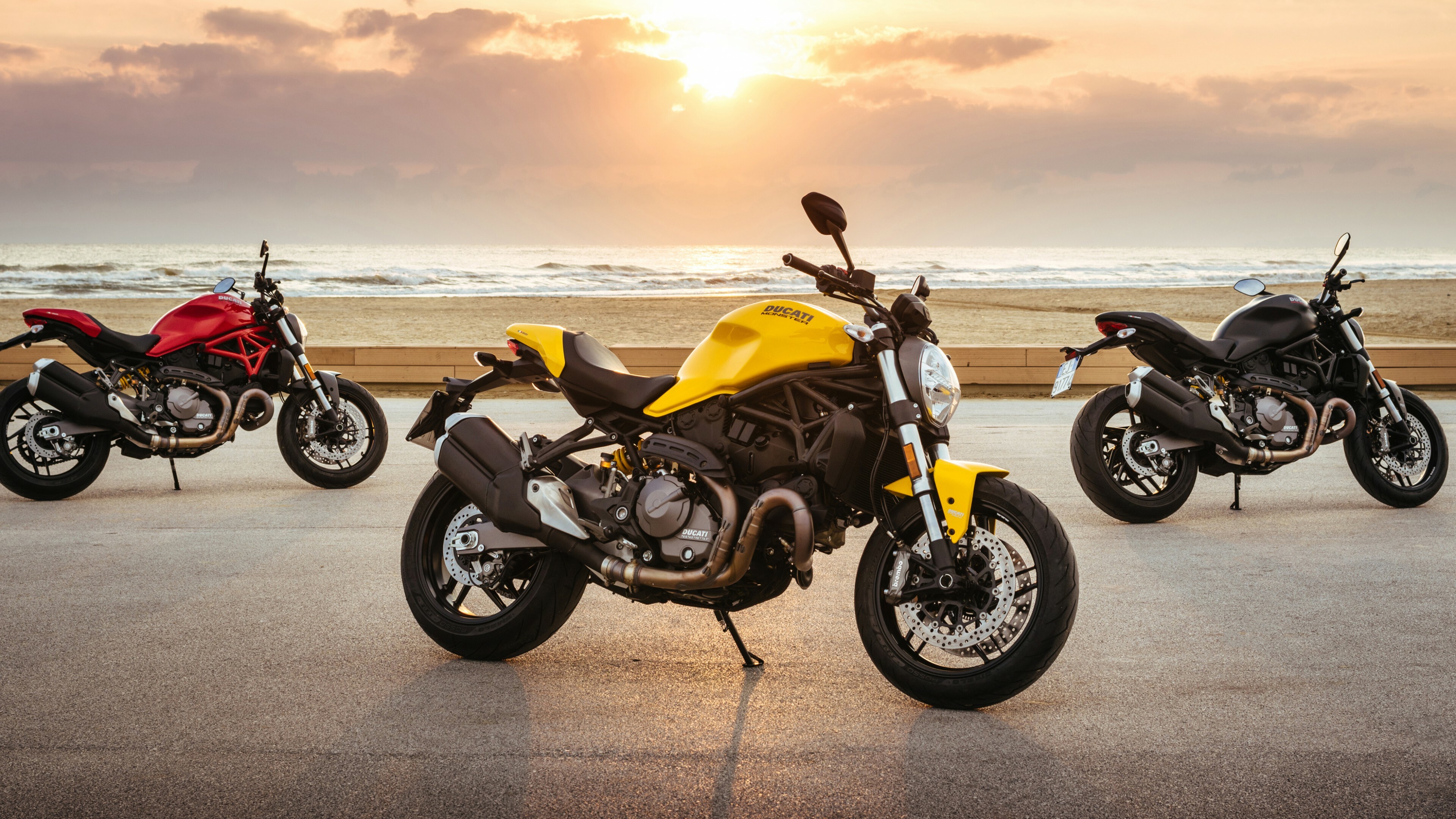 Monster 821, Ducati Wallpaper, 3840x2160 4K Desktop