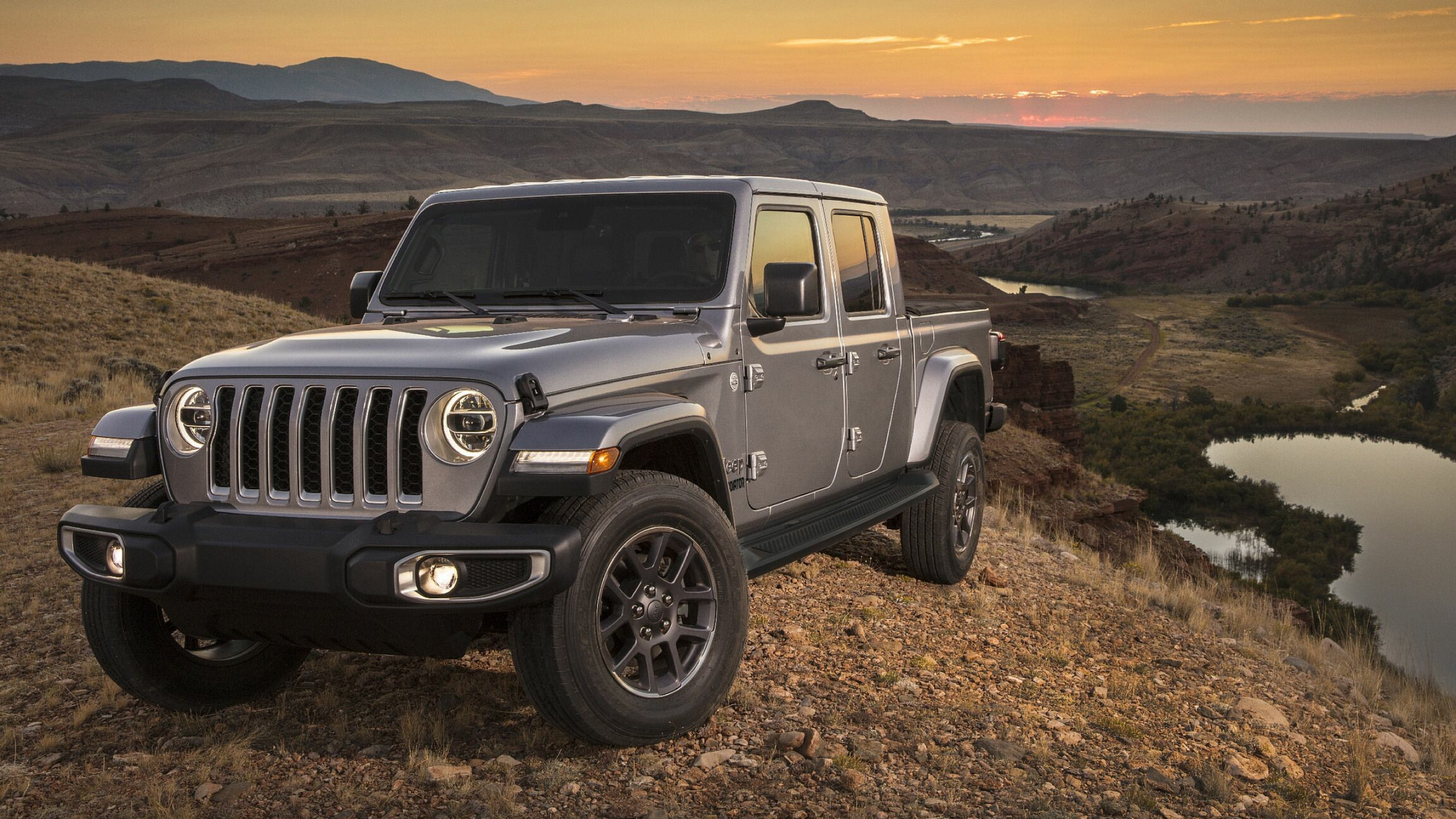 Jeep Gladiator, Striking wallpapers, Unmatched capabilities, Outdoor adventures, 2560x1440 HD Desktop