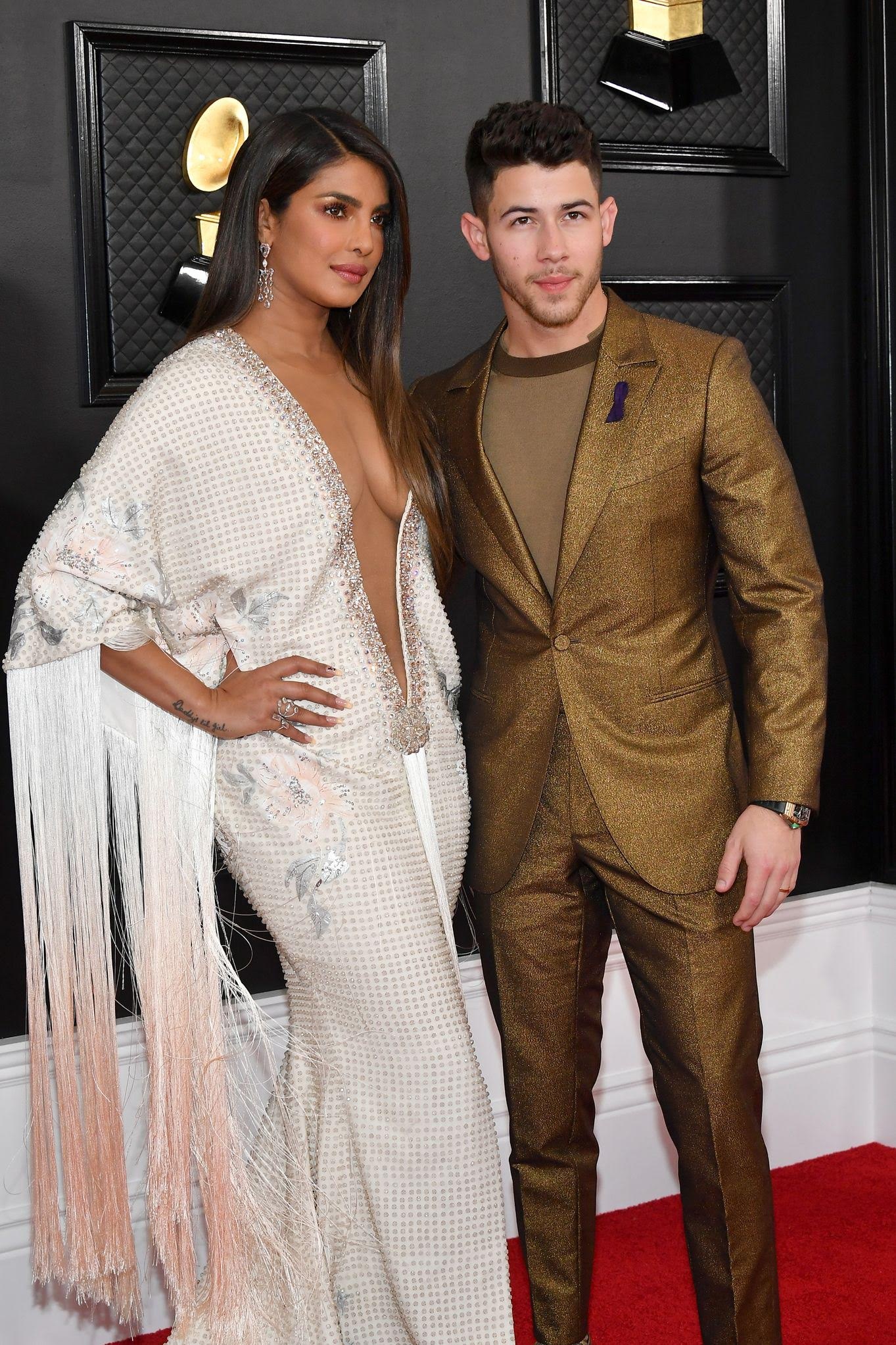 Priyanka Chopra, Nick Jonas, Beautiful Grammy images, 1370x2050 HD Phone