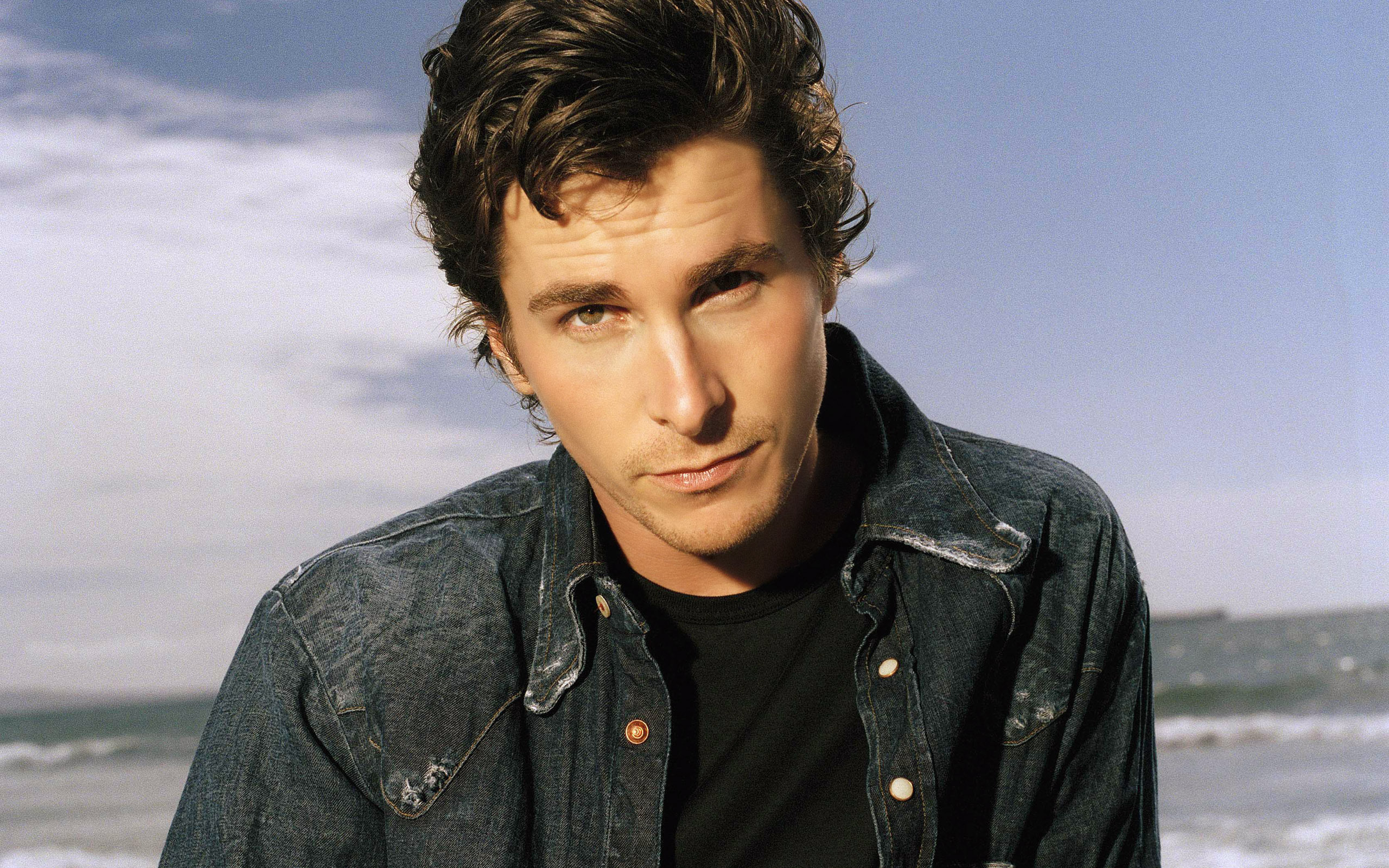 Christian Bale, Celebs, Photogenic look, High-definition image, 2560x1600 HD Desktop