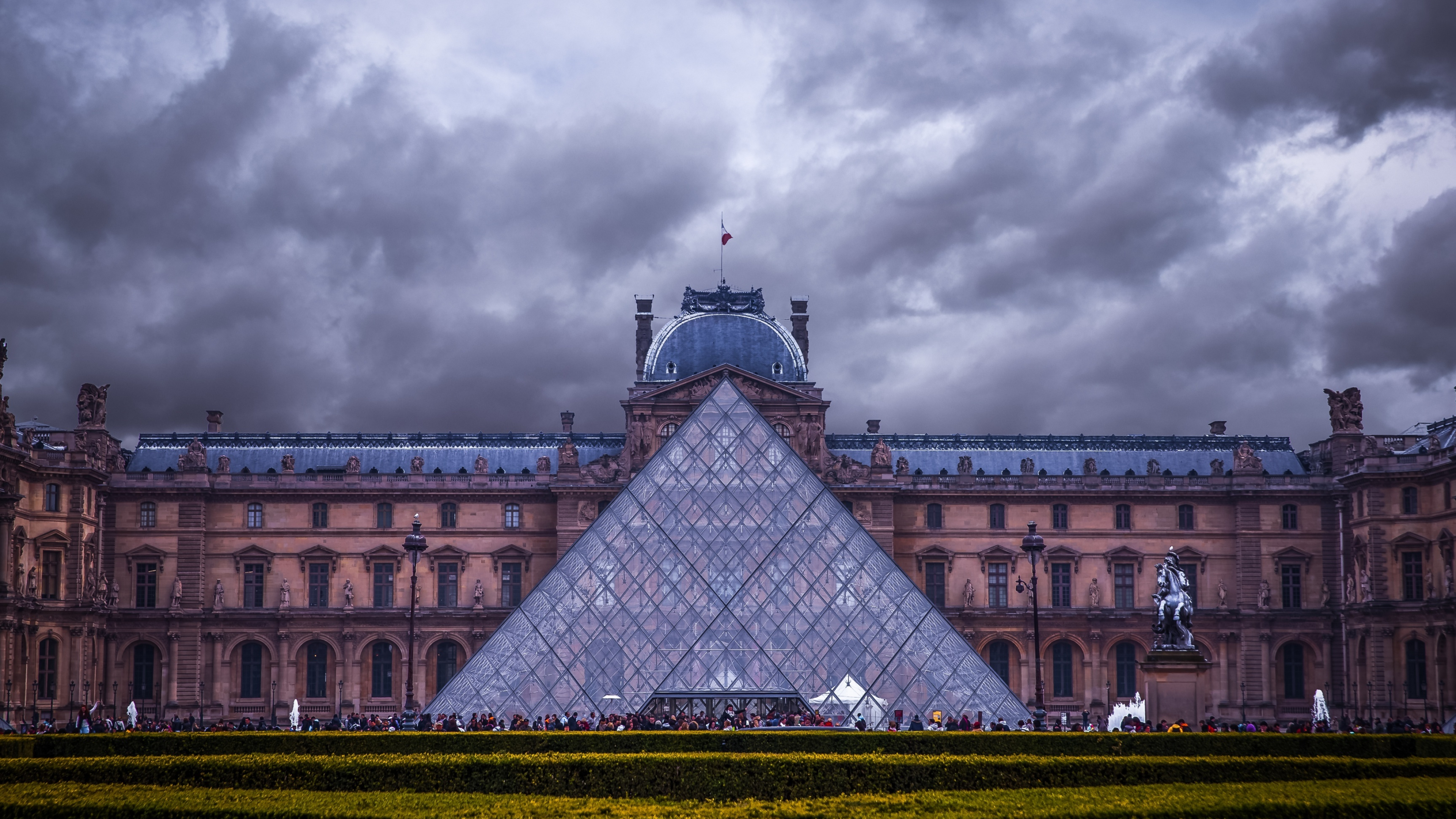 Louvre Museum, Paris Wallpaper, 3840x2160 4K Desktop