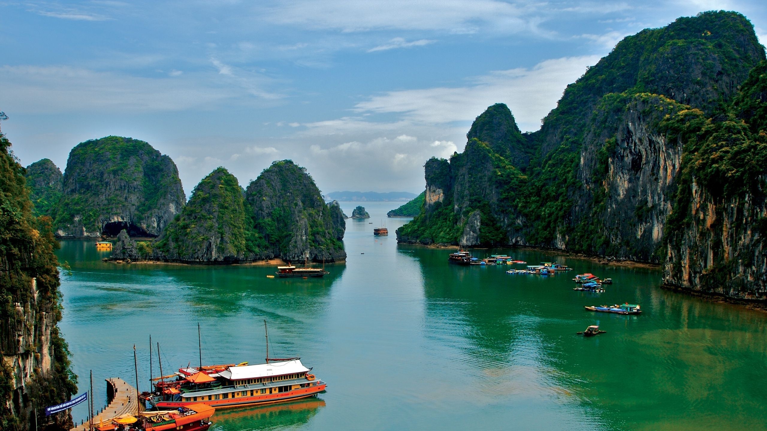 Vietnam 4K wallpapers, Breathtaking imagery, High-resolution backgrounds, 2560x1440 HD Desktop