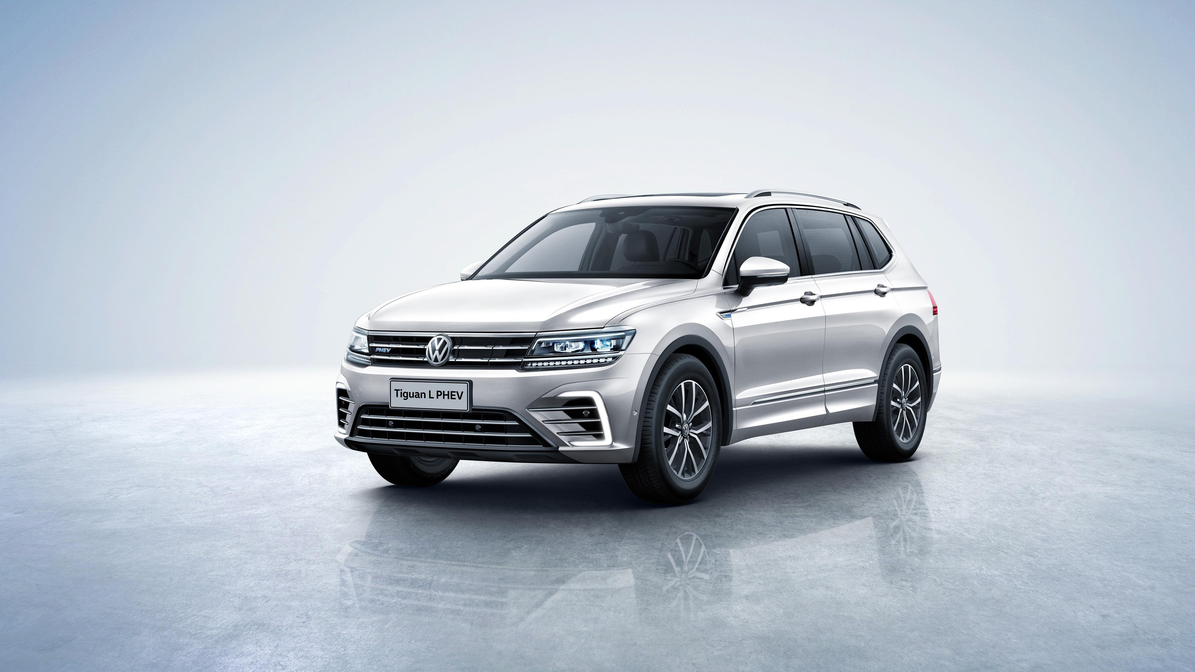 Volkswagen Touareg, Striking tiguan, Dazzling wallpapers, Unleashed power, 3840x2160 4K Desktop