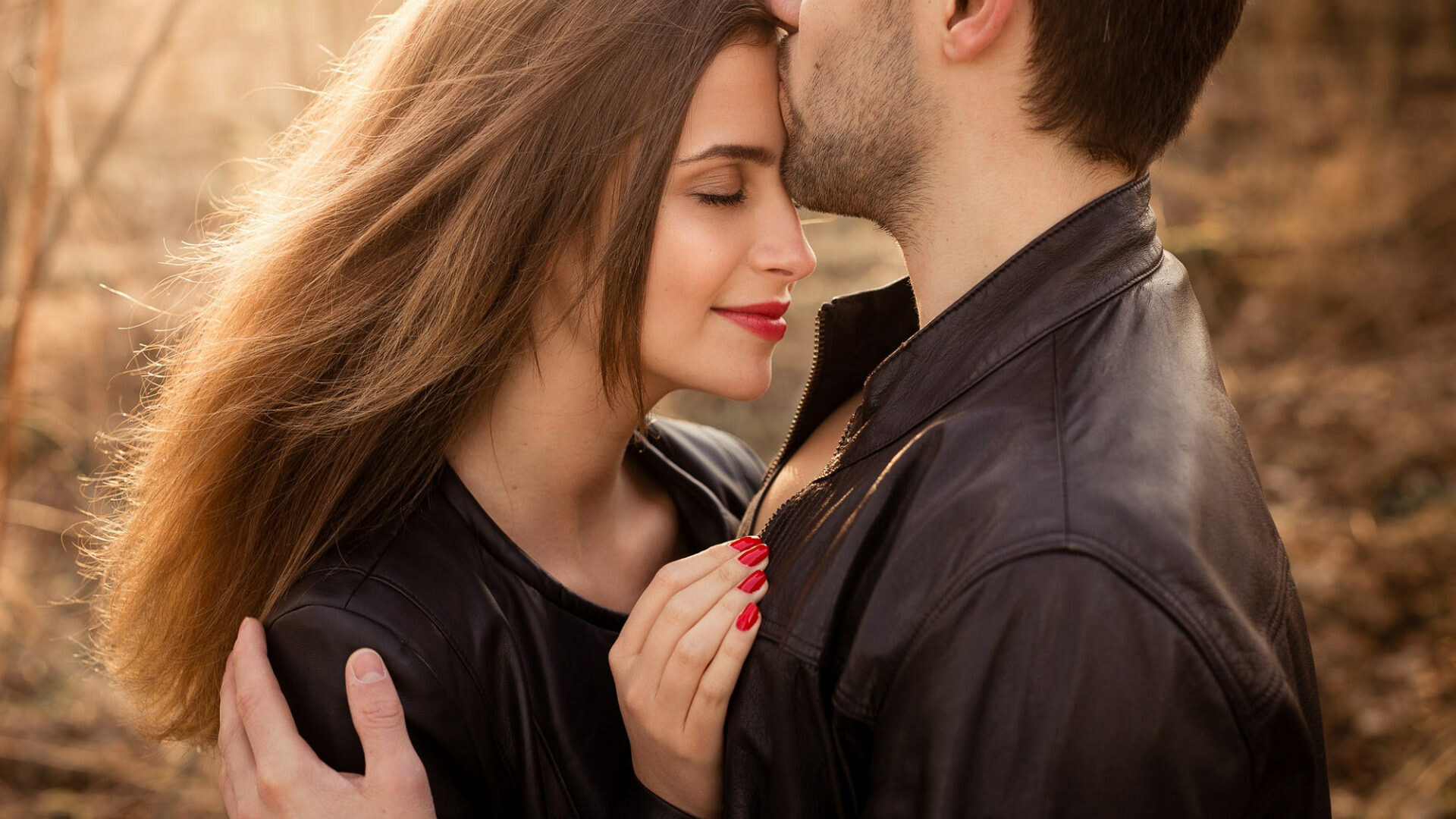 Boy and girl hugs, Wallpaper photos, 1920x1080 Full HD Desktop