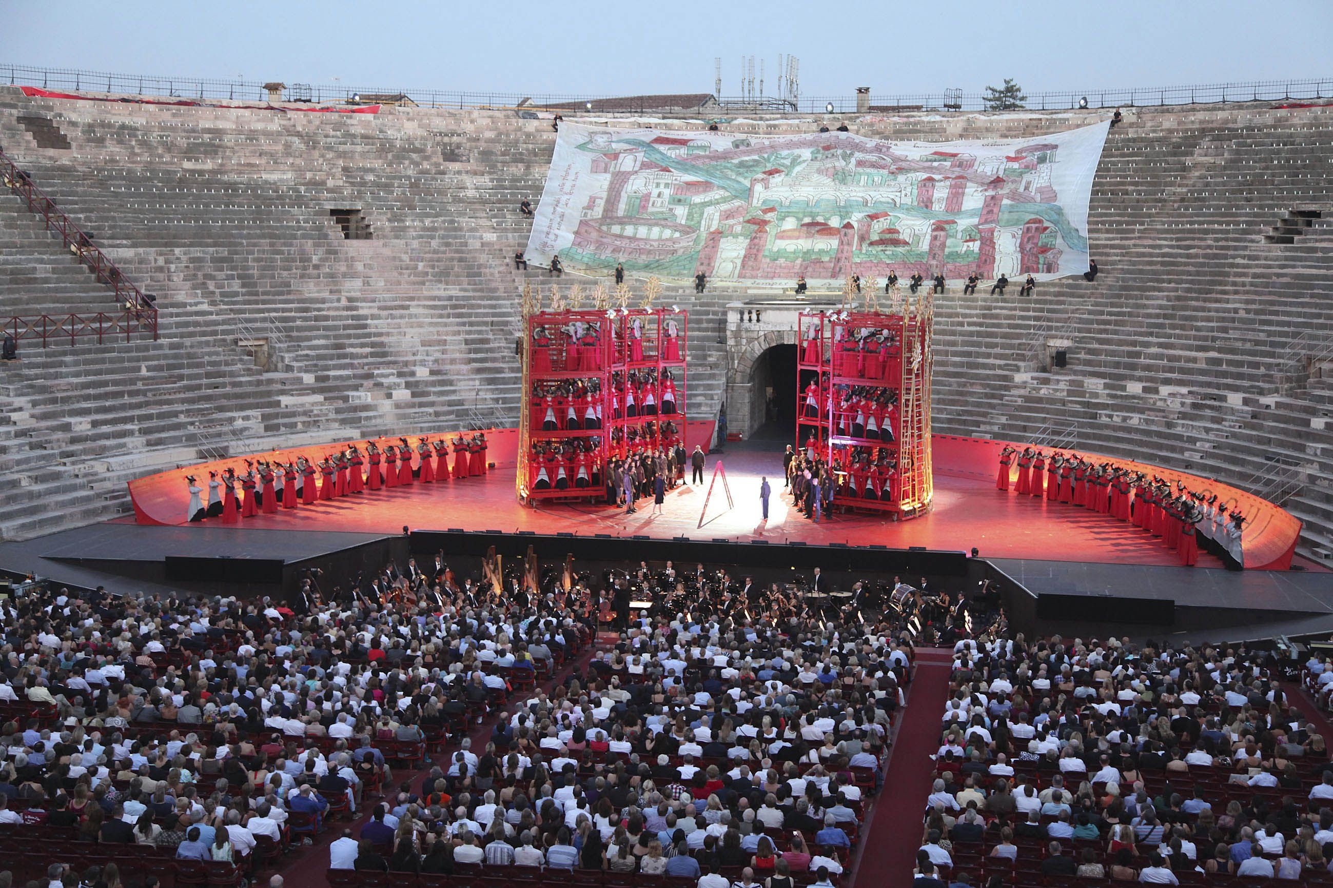 Photographic marvel, Open-air theater, Scenic beauty, Captivating landscapes, 2600x1740 HD Desktop