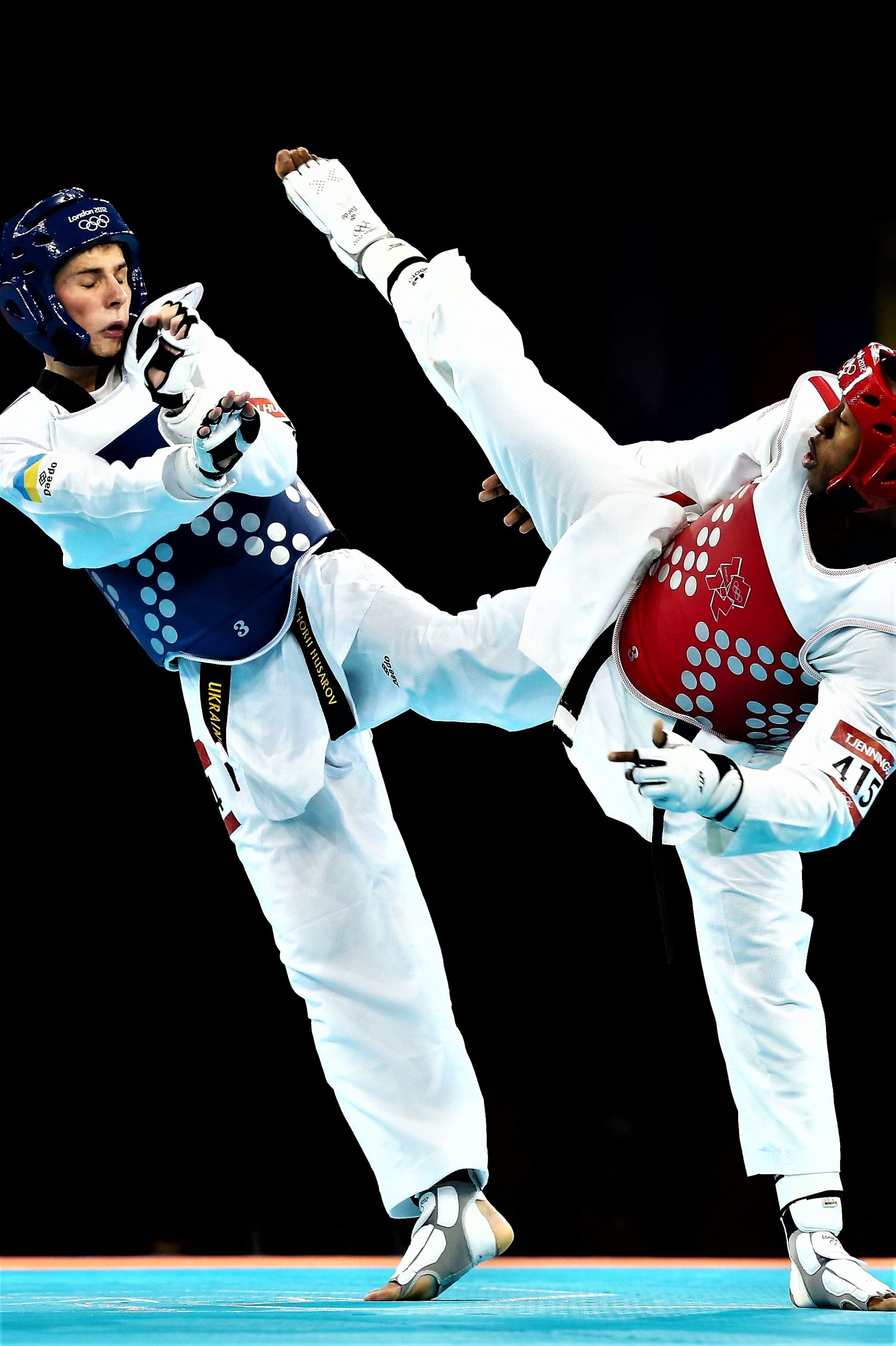 Terrence Jennings vs Hryhorii Husarov, Taekwondo Wallpaper, 2050x3080 HD Phone