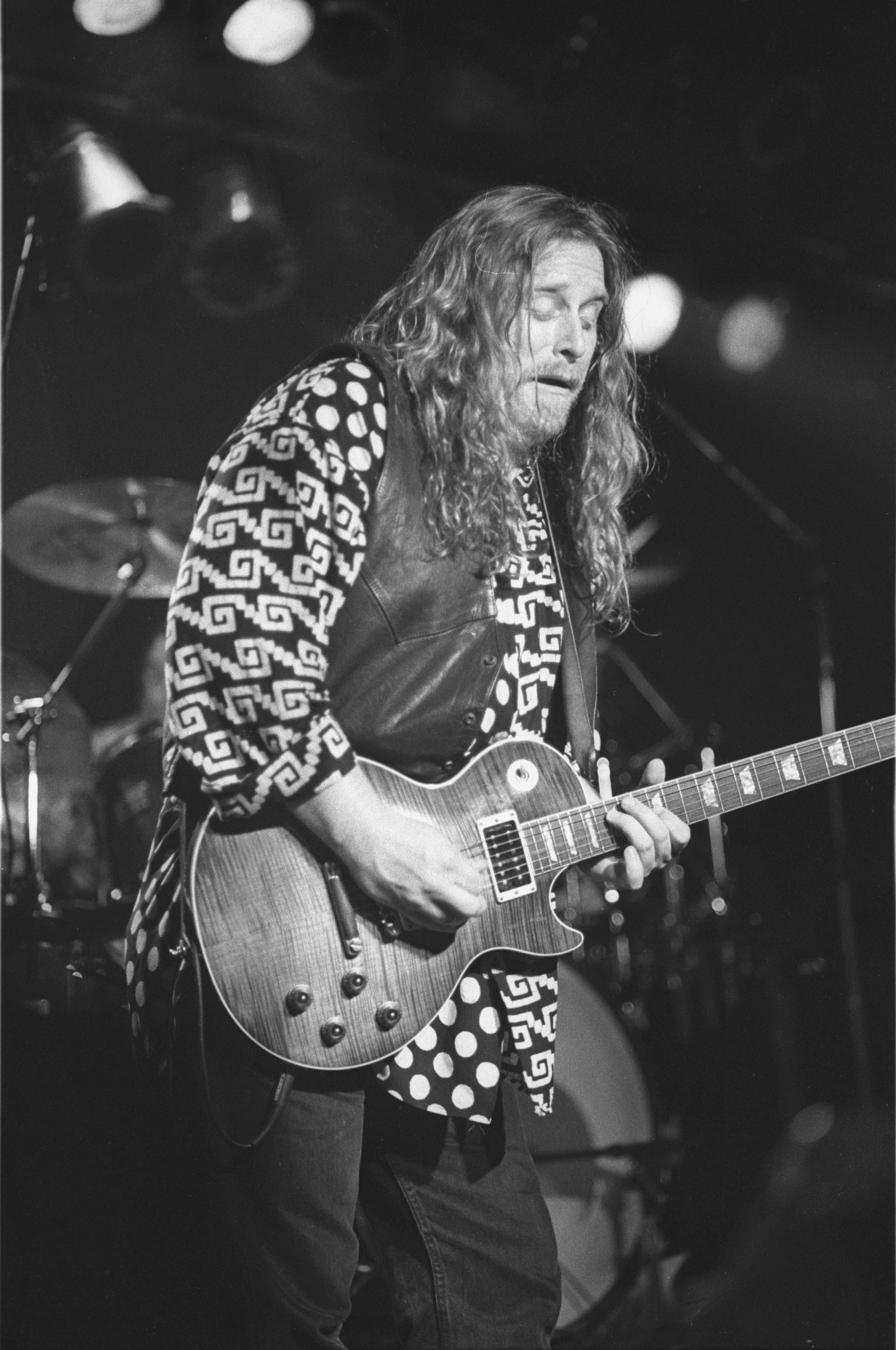 Warren Haynes, Christmas Jam album, Bluesy tunes, Festive spirit, 1700x2560 HD Phone