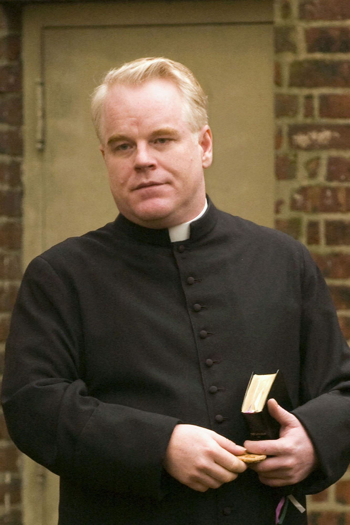 Philip Seymour Hoffman, Exciting image, Jesus, Deacon Greg Kandra, 1340x2000 HD Phone