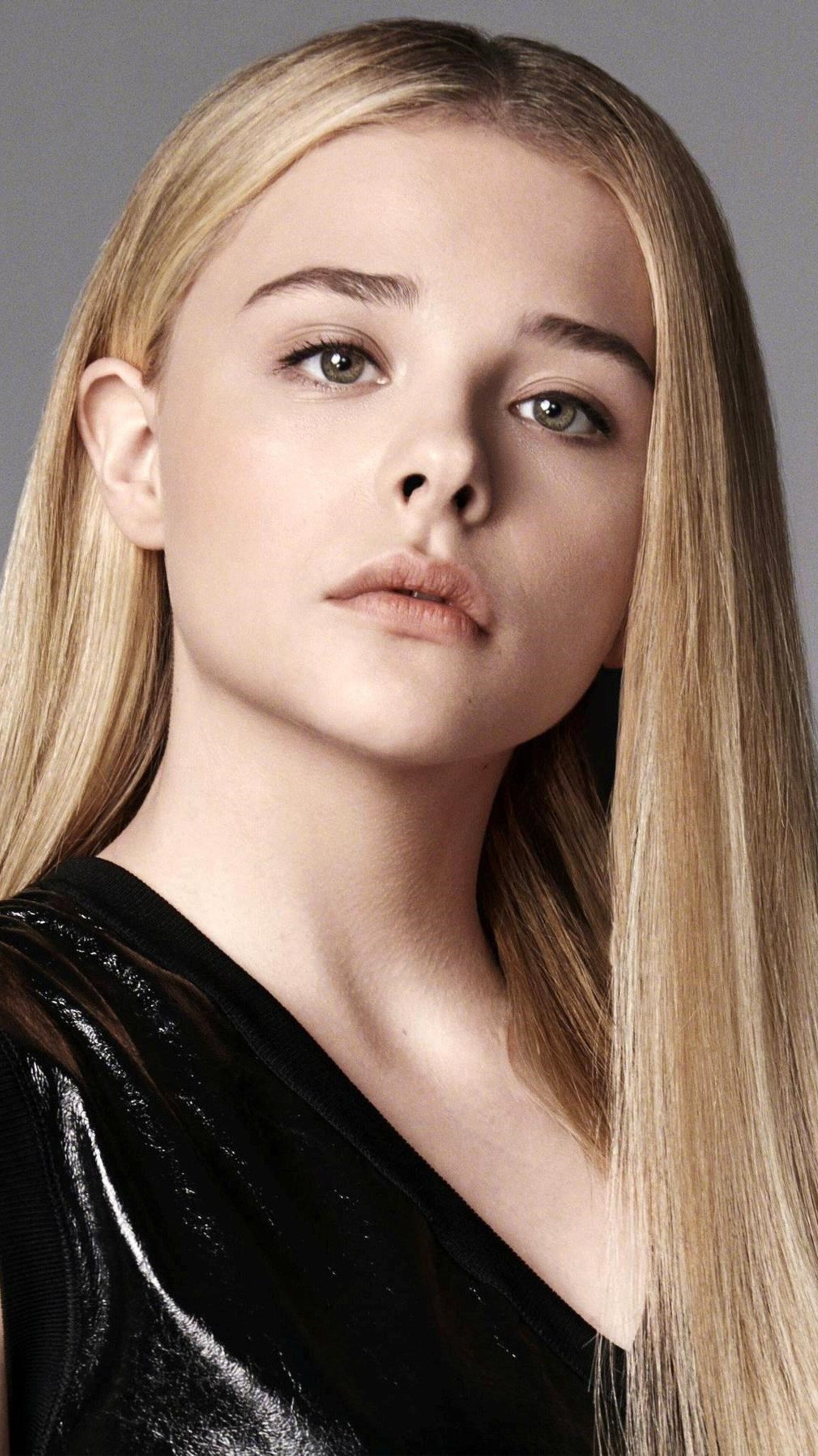 Chloe Moretz, Celebrity, Xperia wallpapers, 2160x3840 4K Phone