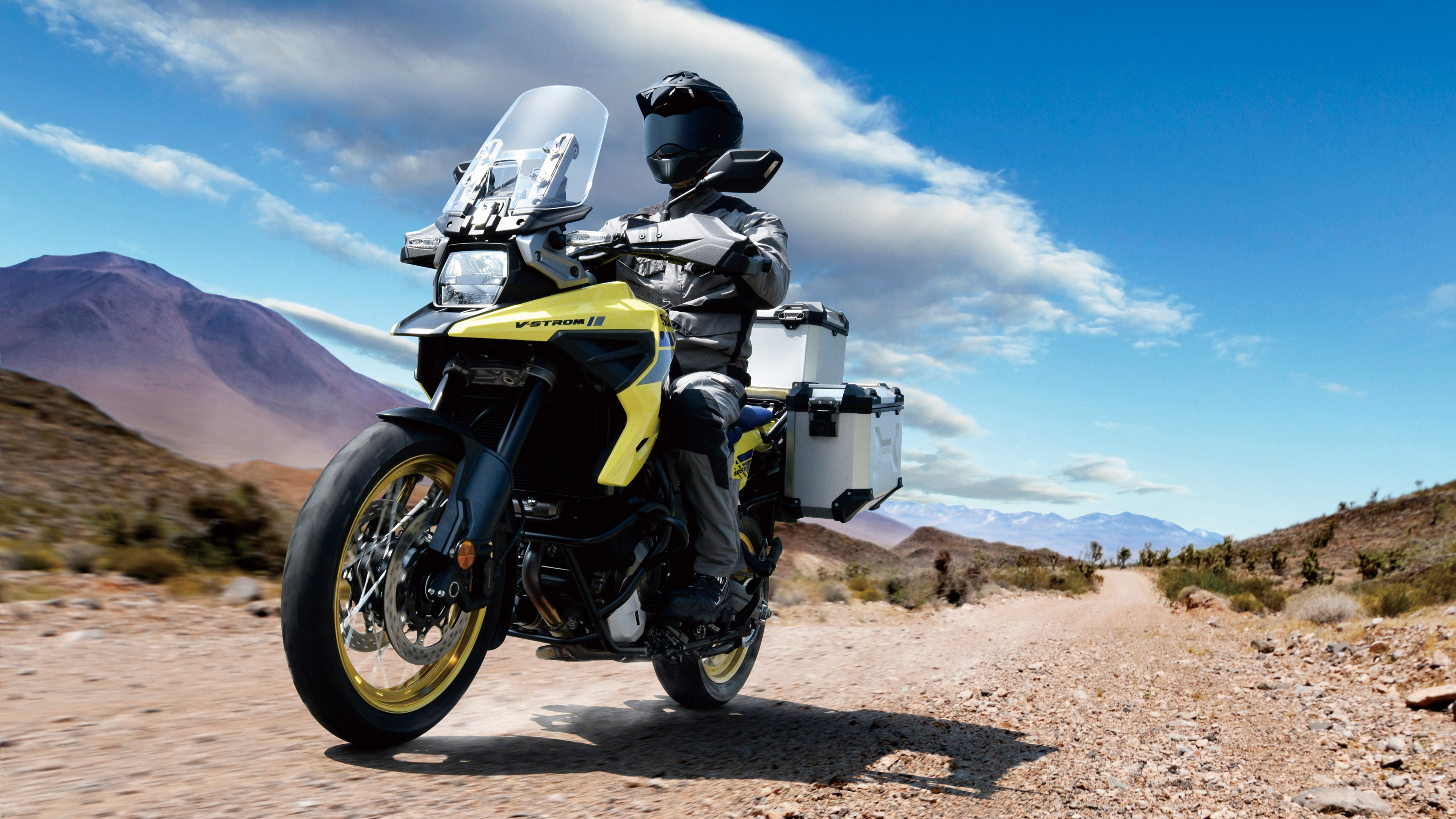 Suzuki V-Strom 1050, XT version, 2021 model, 3840x2160 4K Desktop