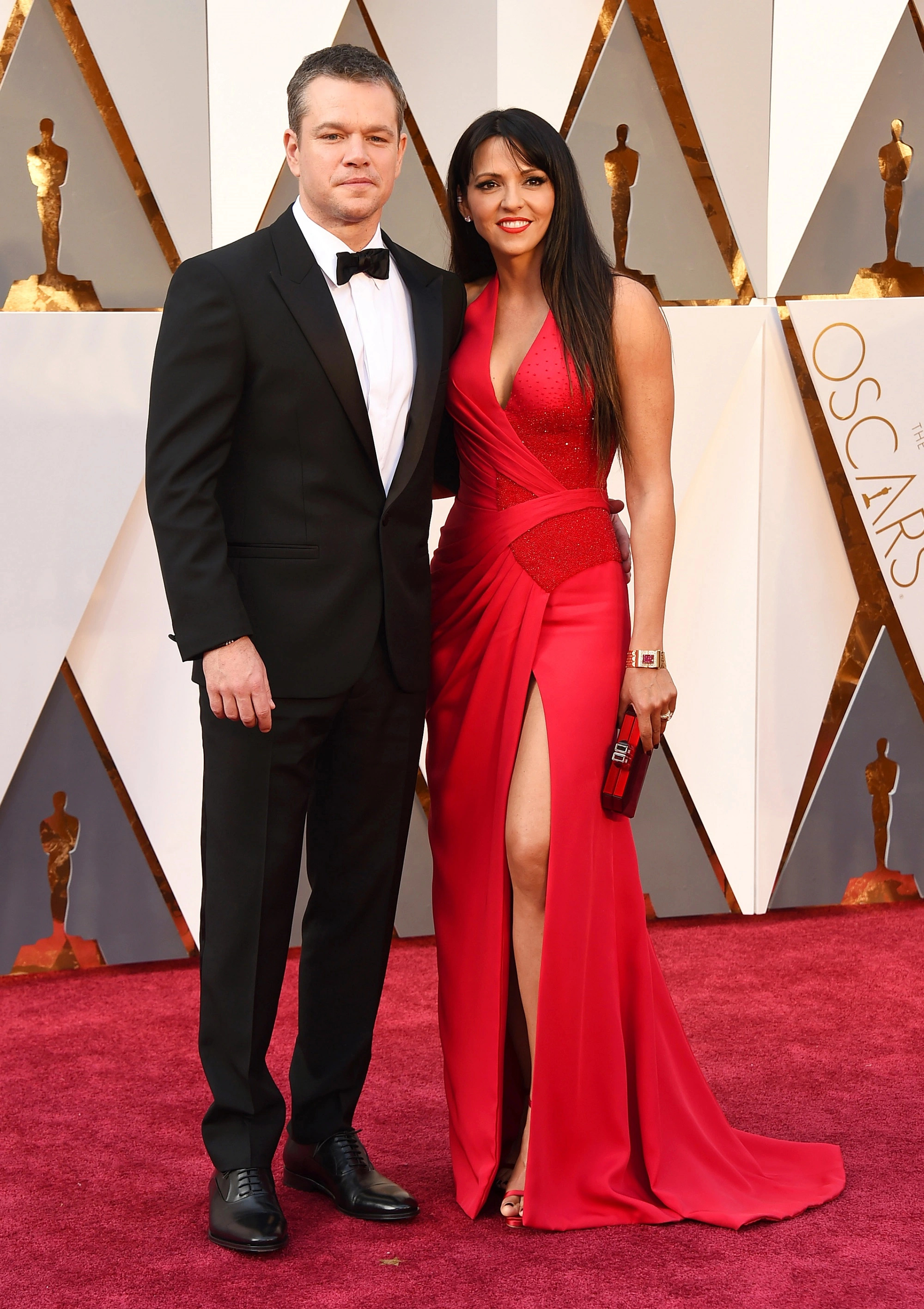 Matt Damon and Luciana Barroso, NYC duplex neighboring, John Krasinski, Duplex neighboring John, 2000x2840 HD Phone