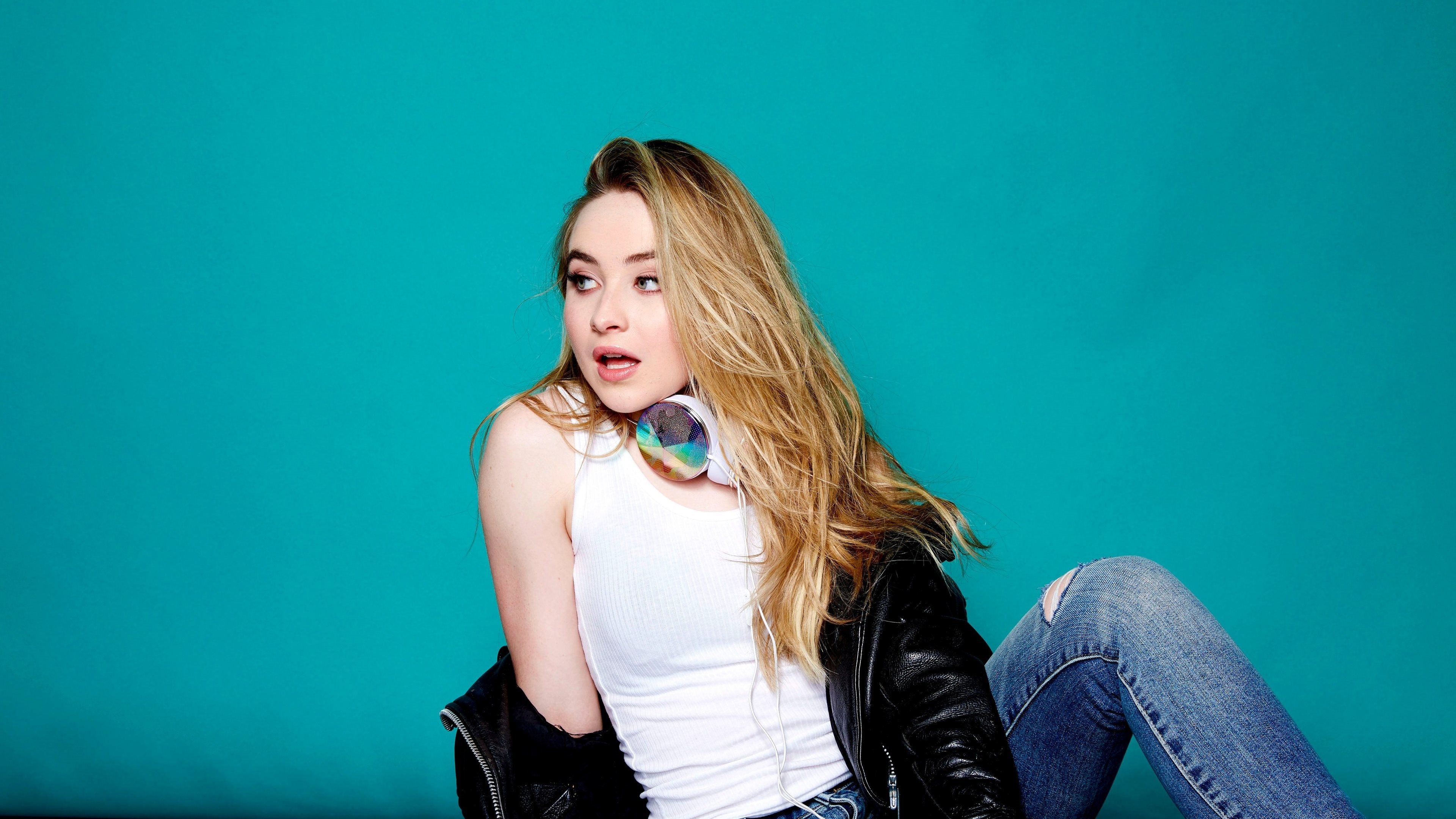 Download wallpapers, Beauty singer, Blonde American actress, High quality, 3840x2160 4K Desktop