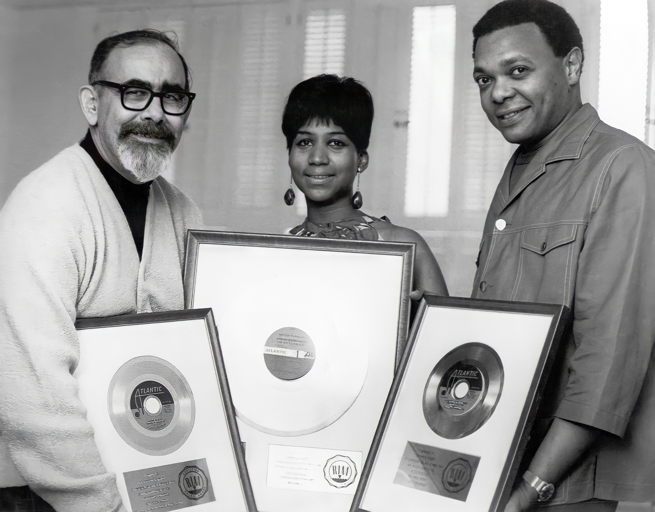 Jerry Wexler and Ted White, Aretha Franklin Wallpaper, 2280x1780 HD Desktop
