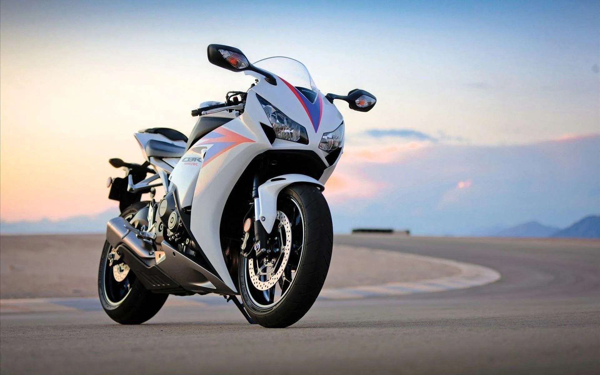 Honda CBR 1000RR, Sports Bikes Wallpaper, 1920x1200 HD Desktop