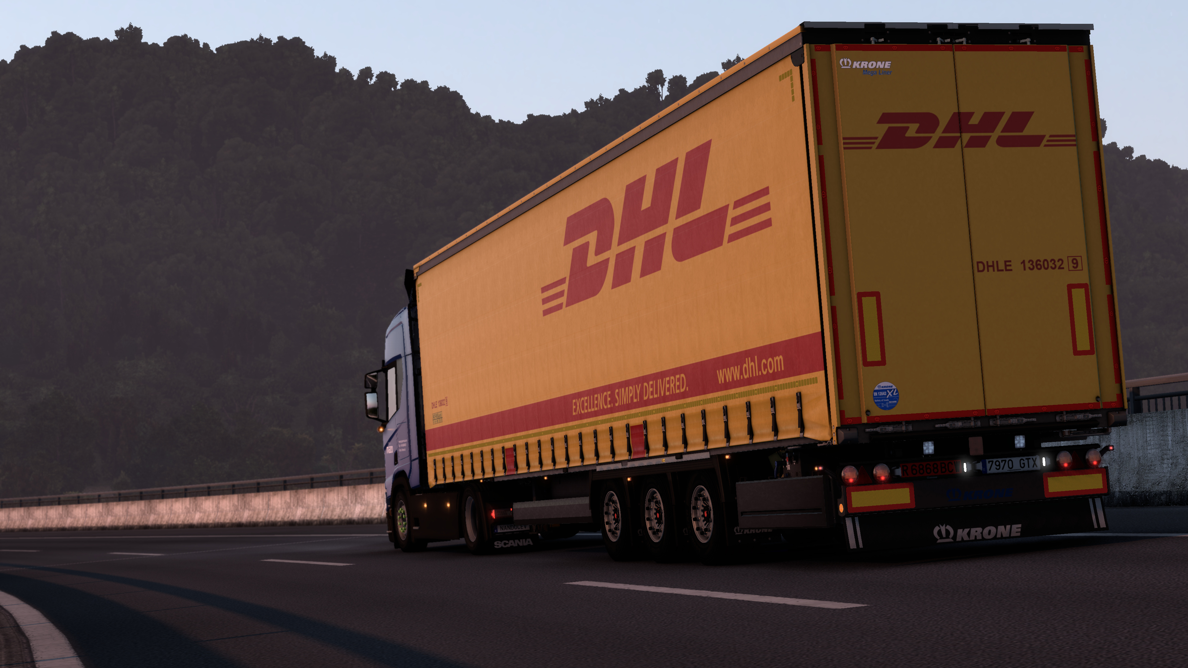DHL, Grupo Mazo, Truck hauling, Italy to Greece, 3840x2160 4K Desktop