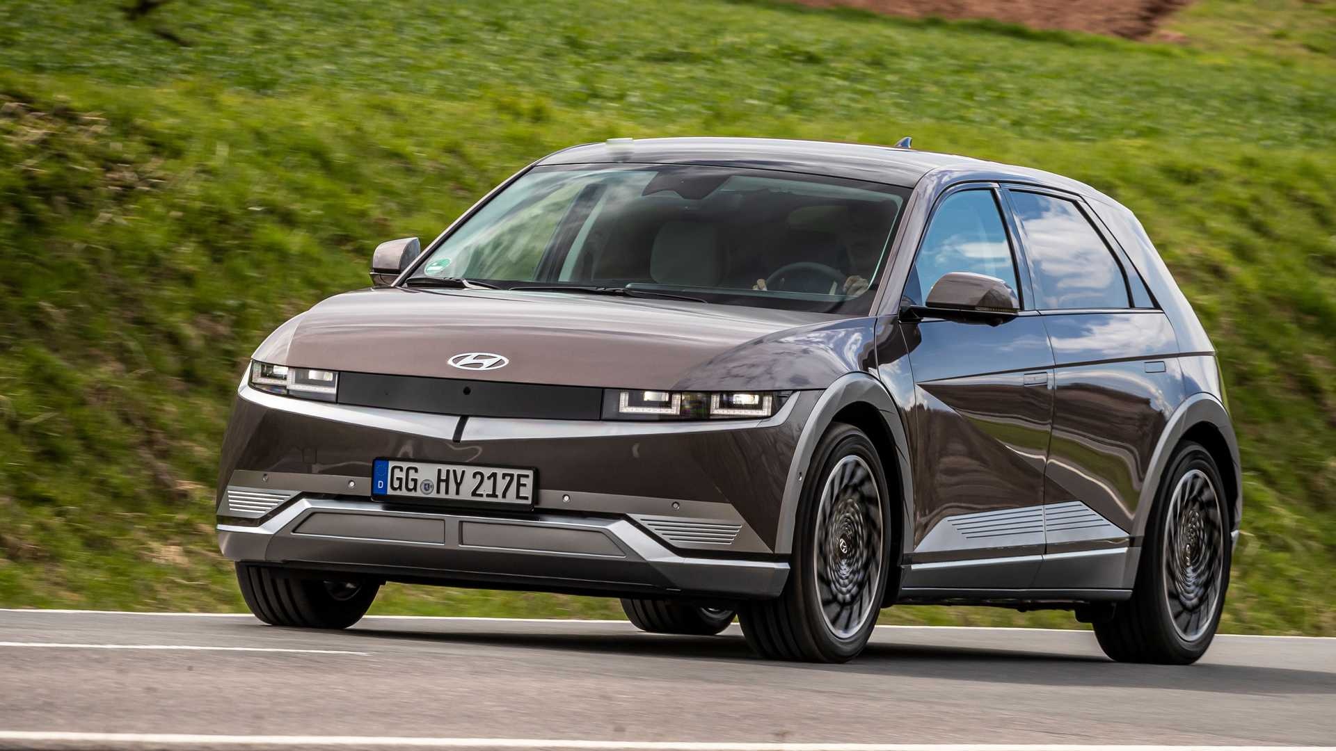 Hyundai IONIQ 5, Tech-filled winner, Test drive, Electric SUV, 1920x1080 Full HD Desktop
