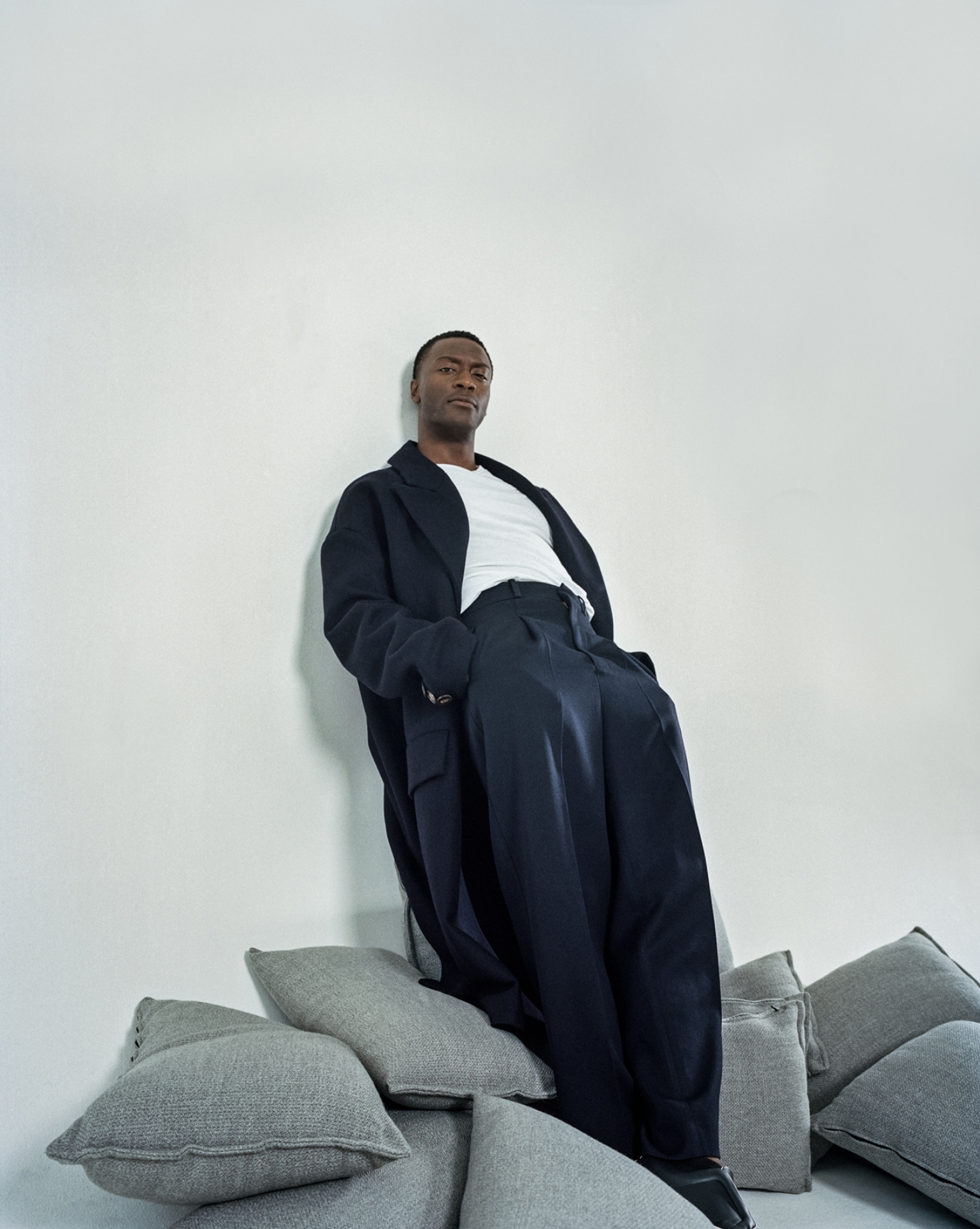 Aldis Hodge, The Last Magazine photoshoot, 2019, Photo, 1540x1930 HD Phone