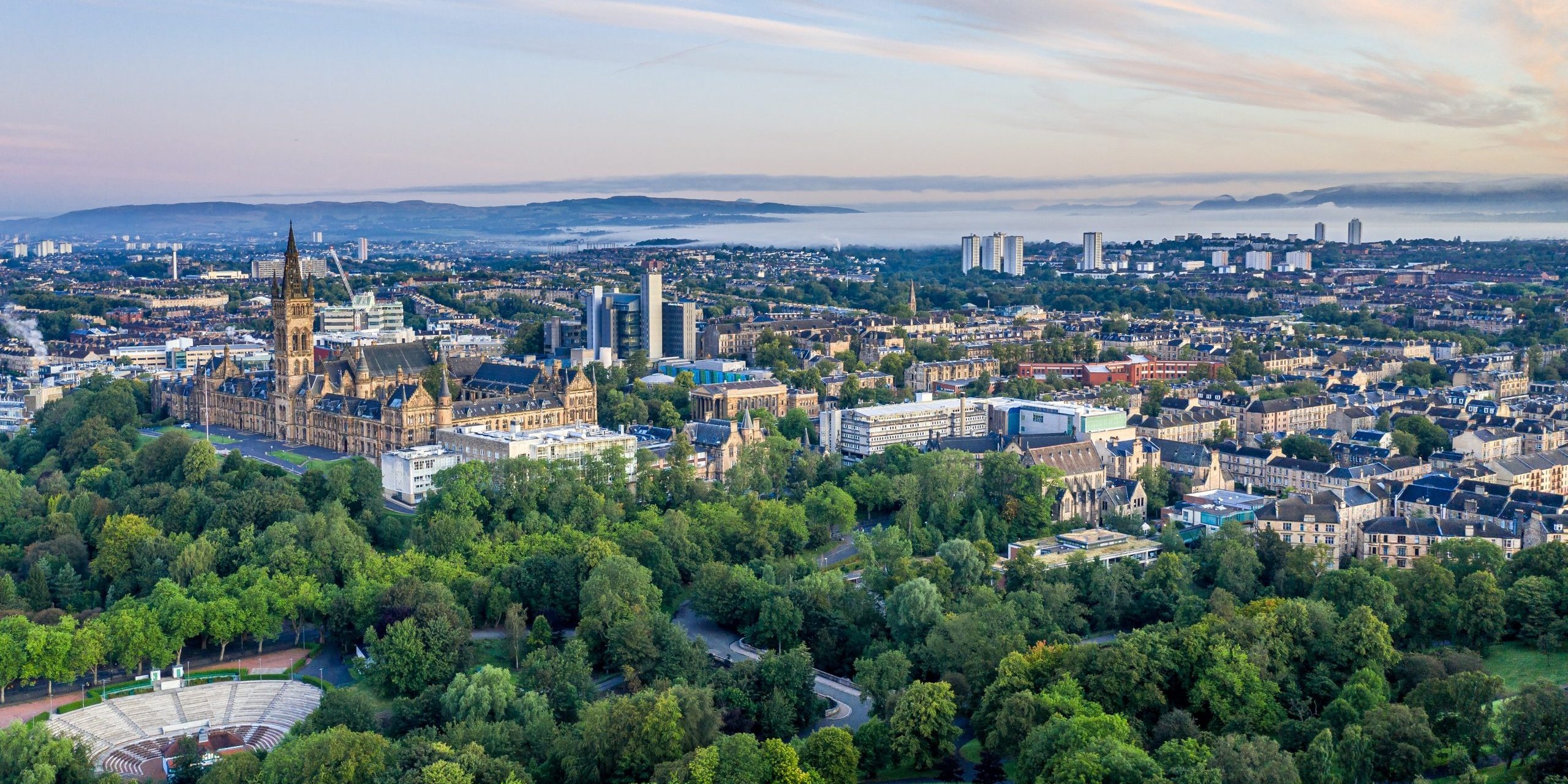 Aerial view, Glasgow (Scotland) Wallpaper, 2560x1280 Dual Screen Desktop