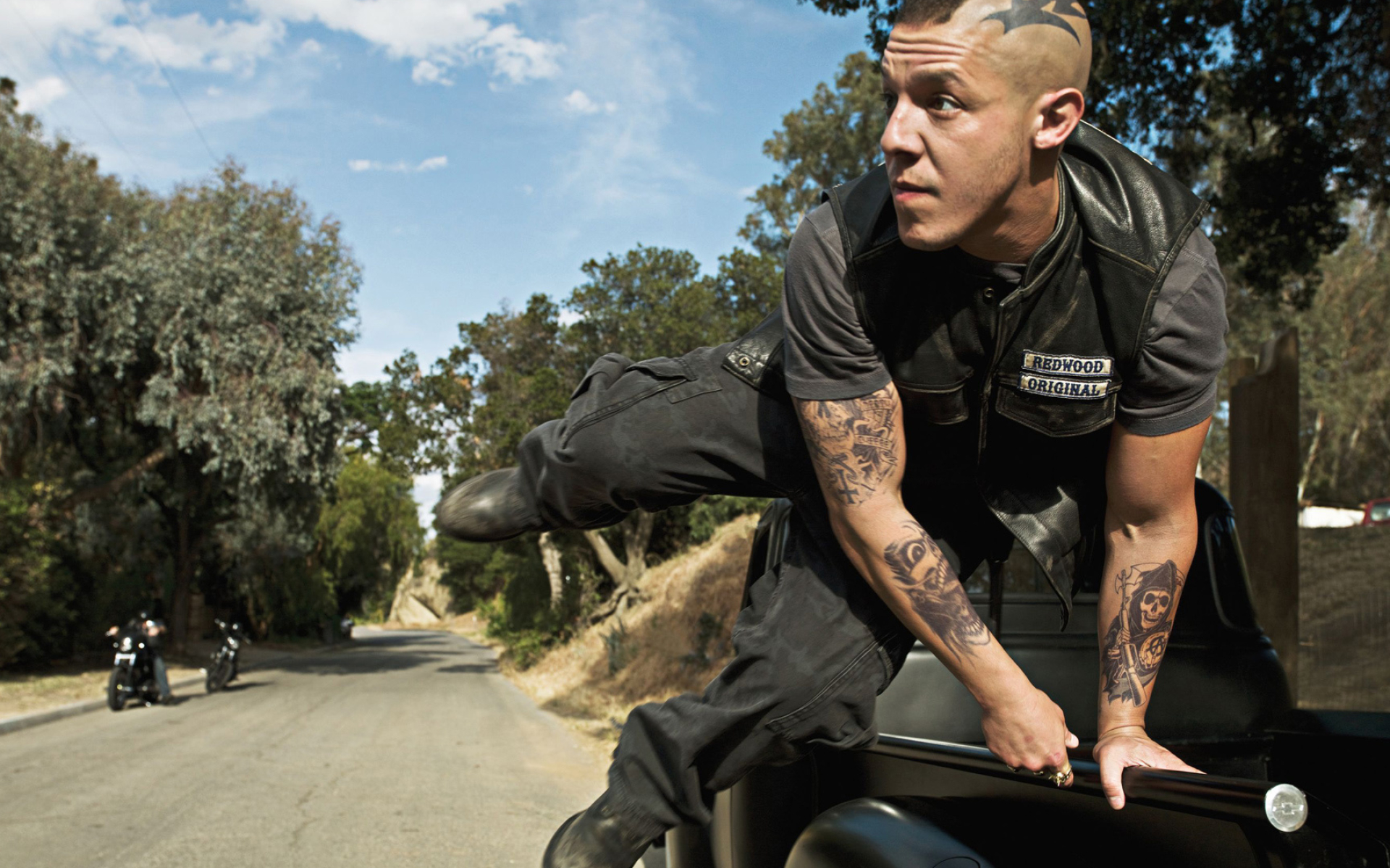 Theo Rossi as Juice Ortiz, Sons of Anarchy, SAMCRO Redwood Original kutte, HD Desktop wallpaper