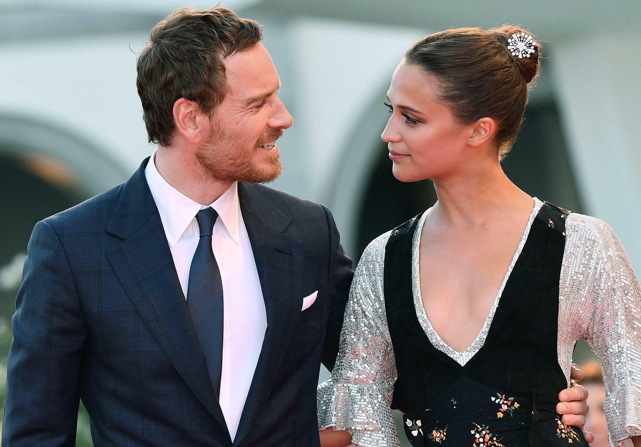 Michael Fassbender, Alicia Vikander, The Light Between Oceans, Tagesspiegel, 2050x1430 HD Desktop