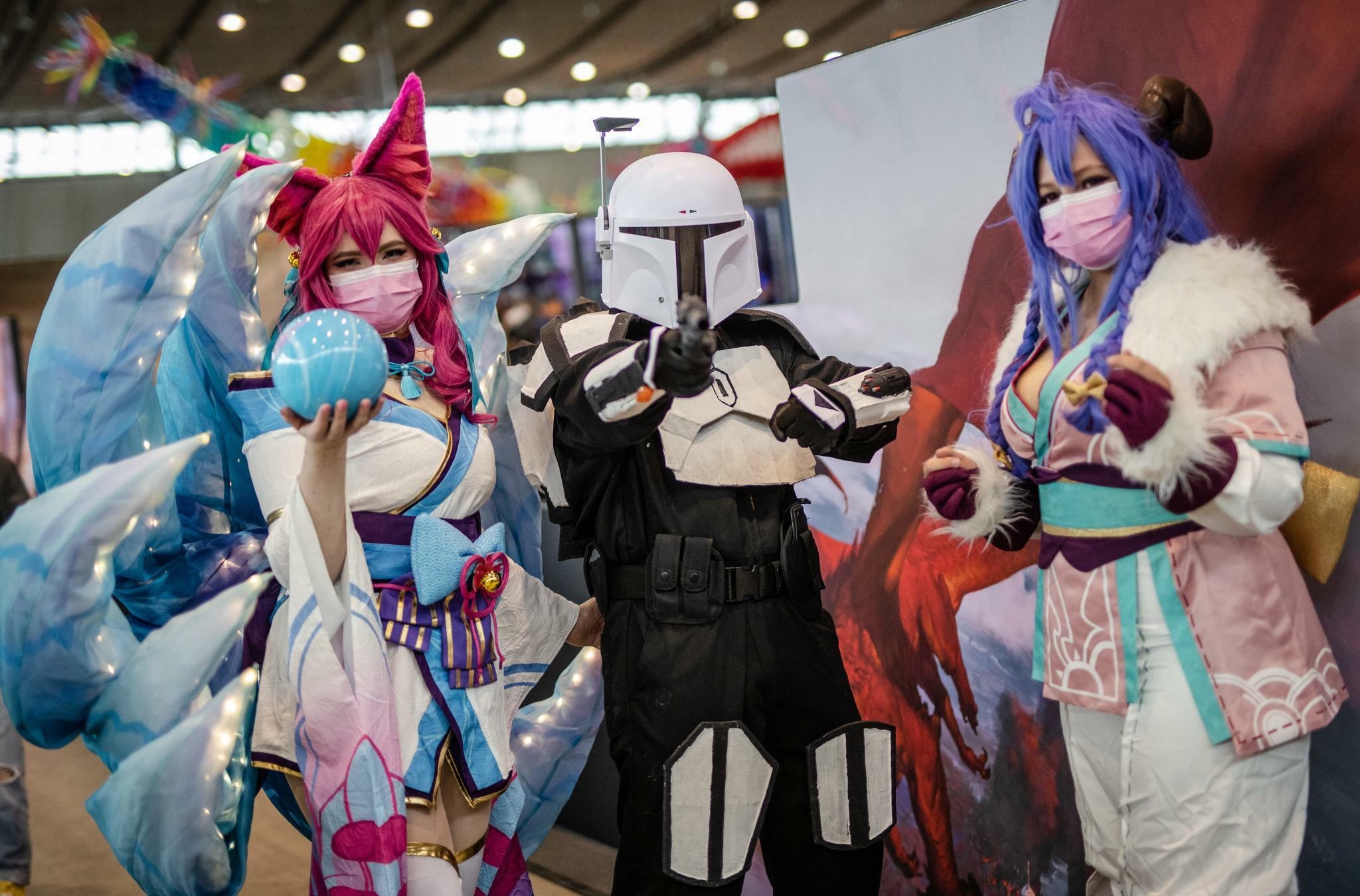 Comic-Con, Fan conventions, Ausnahmezustand, Comics, 2050x1350 HD Desktop