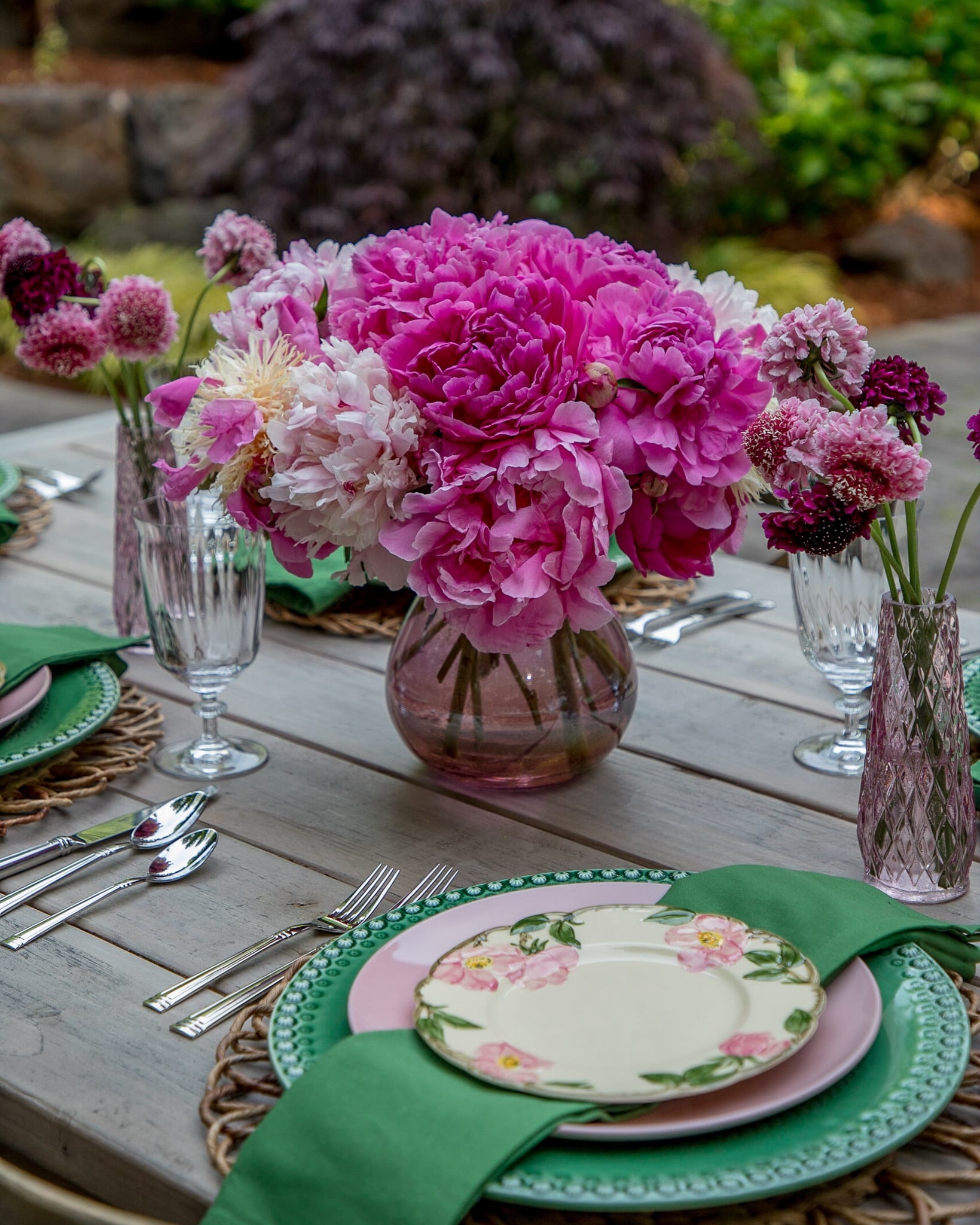 Magenta peony centerpiece, Rose-painted dessert plates, Green scalloped chargers, Pink scabiosa stems, Outdoor wooden table, HD Phone wallpaper