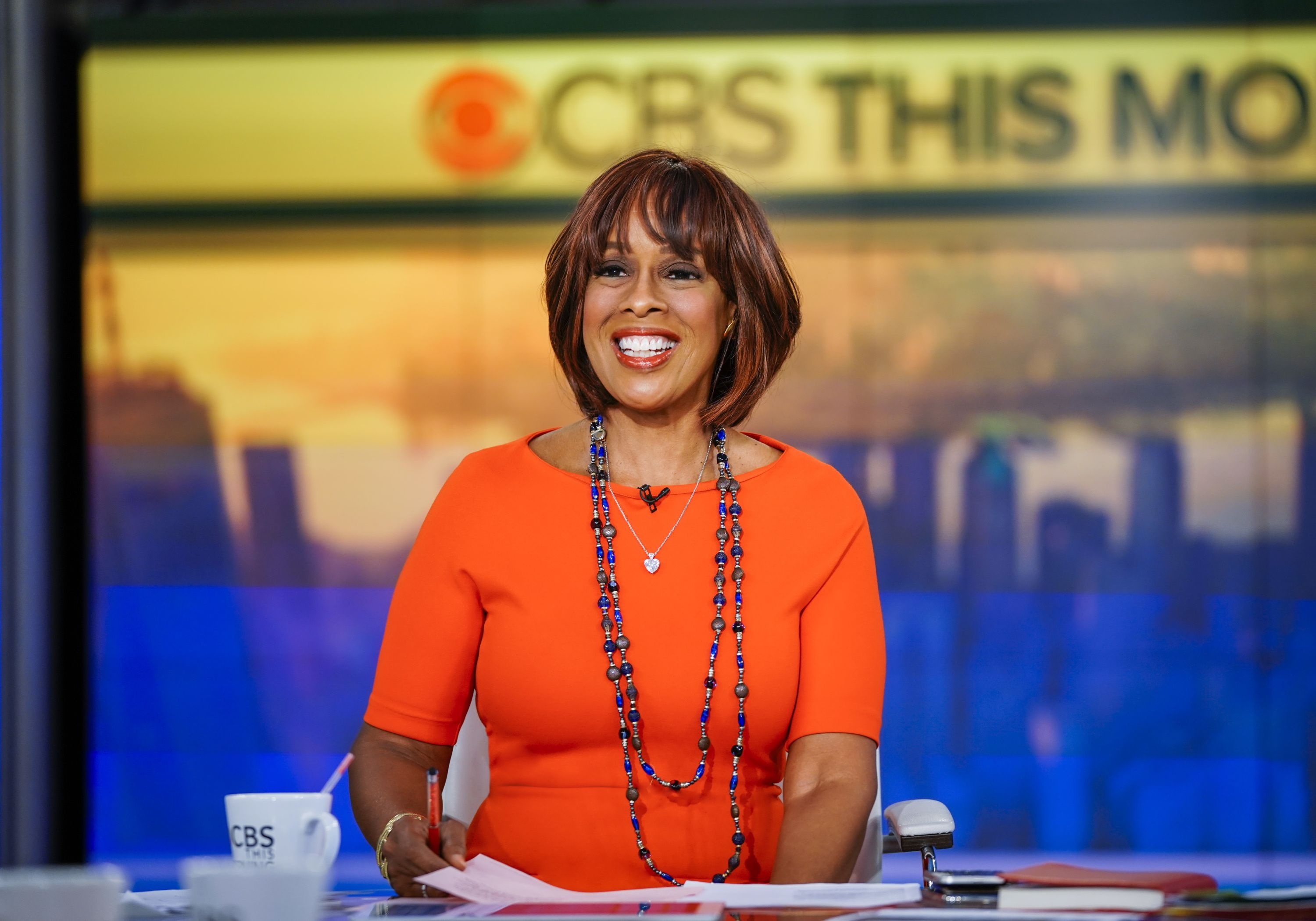 Gayle King, Internet debate, Oprah, Necklaces, 3000x2100 HD Desktop