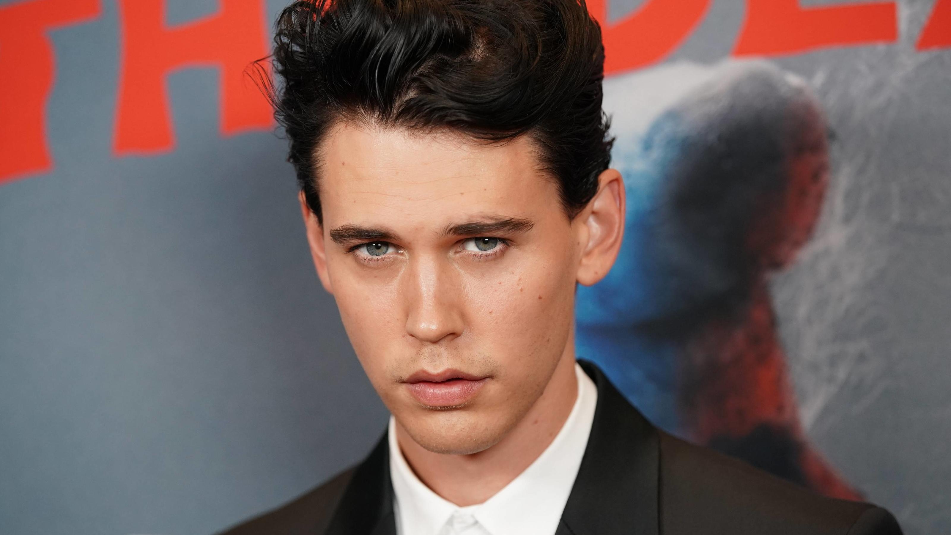 Austin Butler, Kaia Gerber's boyfriend, Austin Butler dating, Austin Butler, 3200x1800 HD Desktop