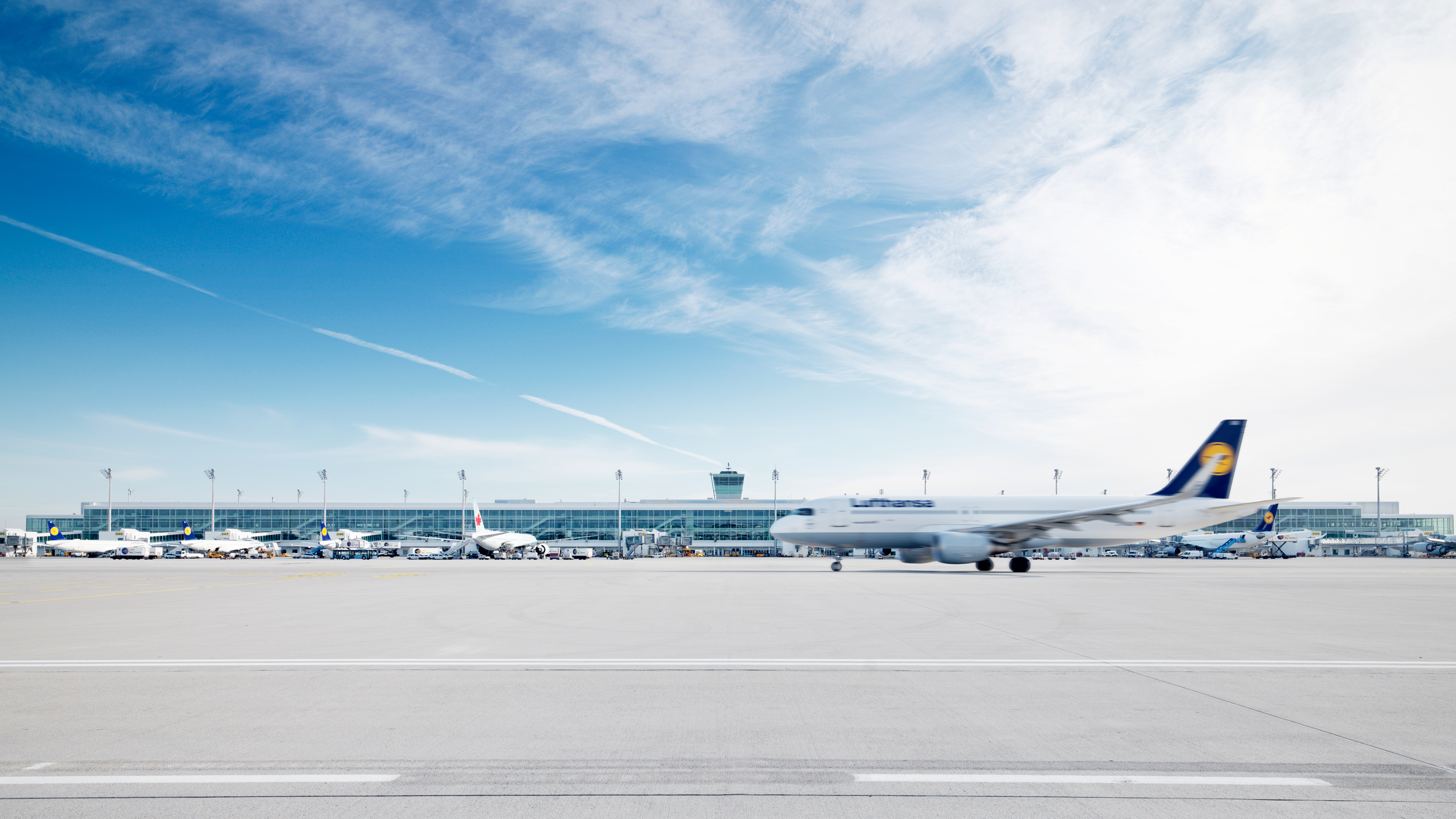 Munich Terminal 3, Material handling technology, Schindler Deutschland, Haushahn collaboration, 3840x2160 4K Desktop