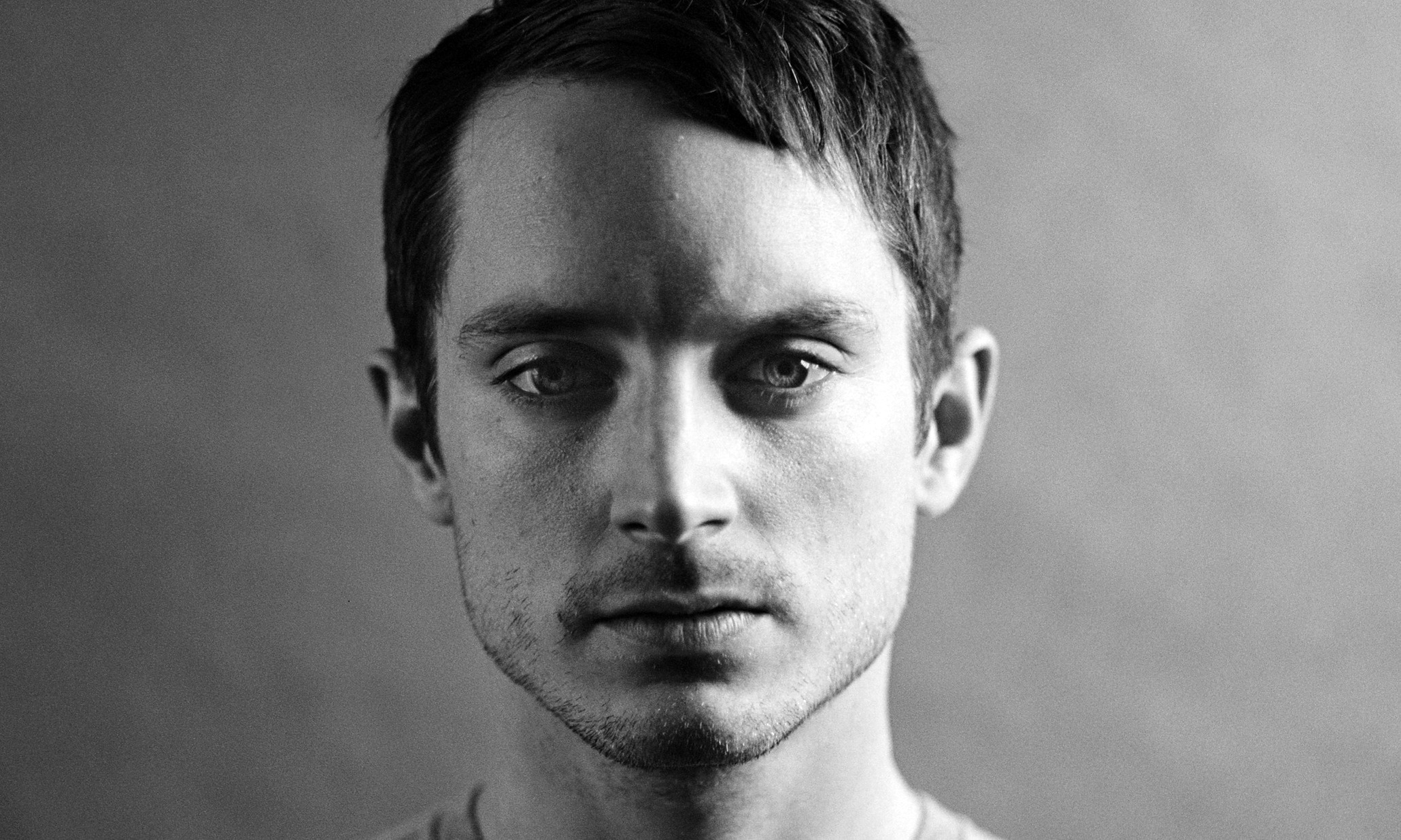 Elijah Wood, Top Free, Backgrounds, Actor, 2060x1240 HD Desktop