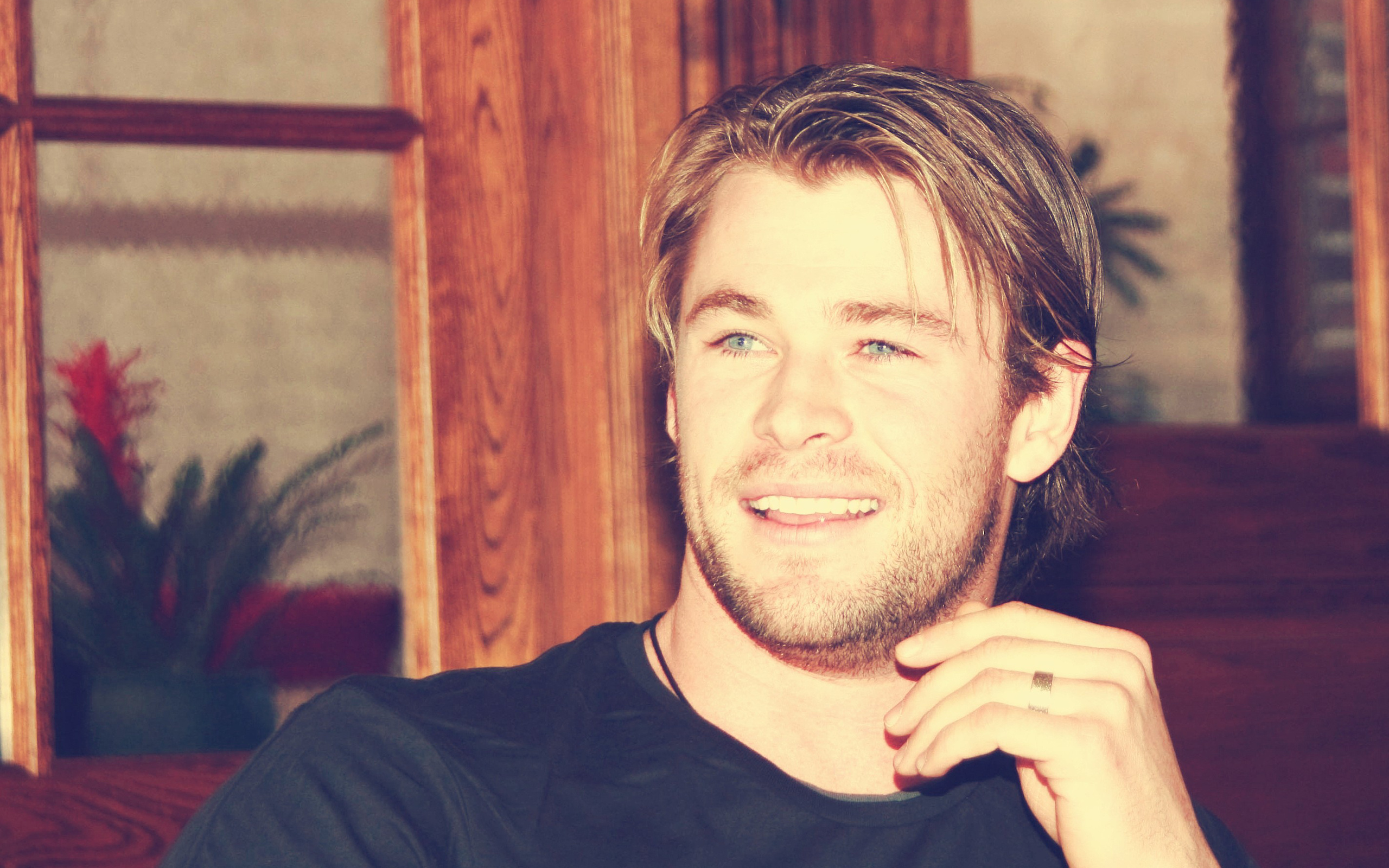 Chris Hemsworth, HD wallpaper, Background, 2560x1600 HD Desktop