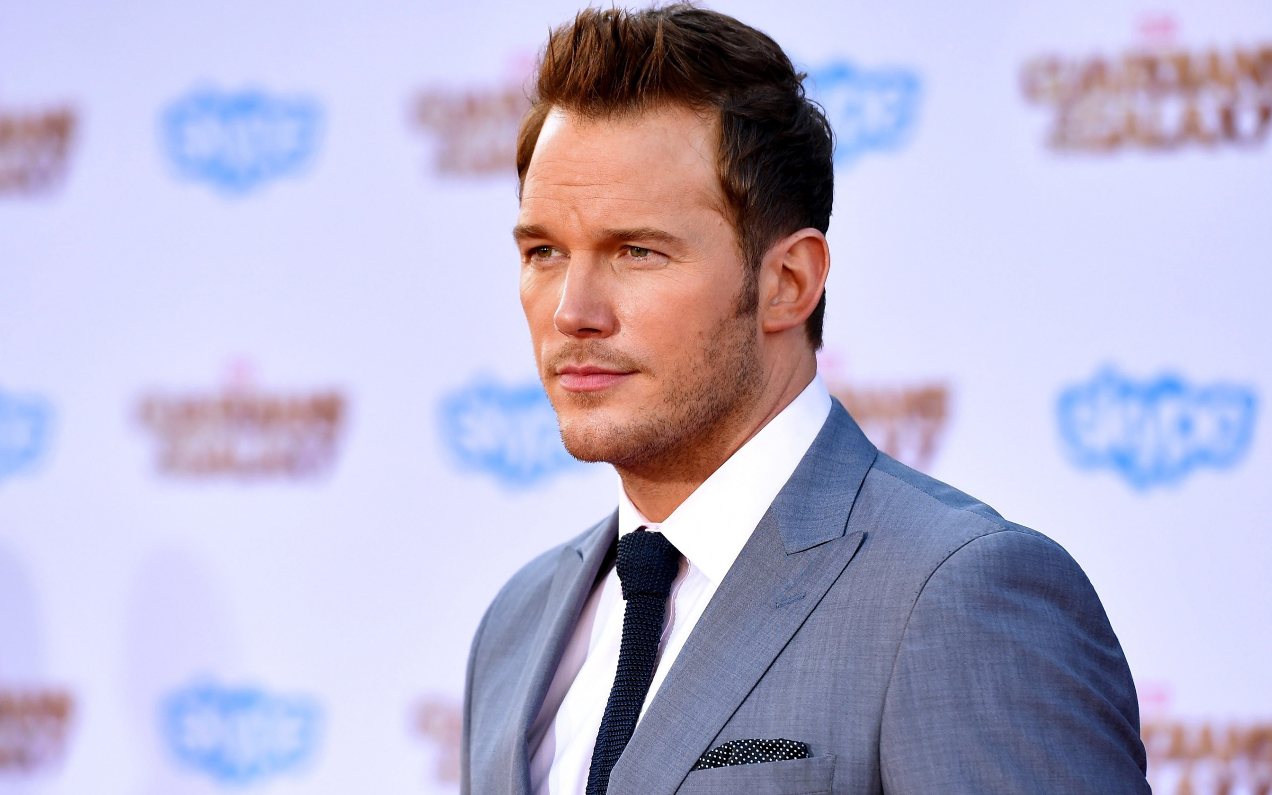 Chris Pratt, American actor, Hollywood star, Gray suit portrait, 2560x1600 HD Desktop