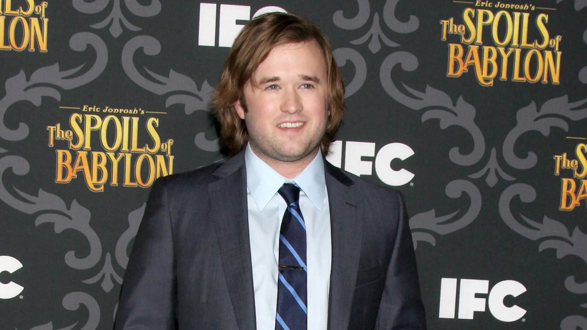 Haley Joel Osment, Sex ed video, Uncomfortable, Celebrity, 1920x1080 Full HD Desktop