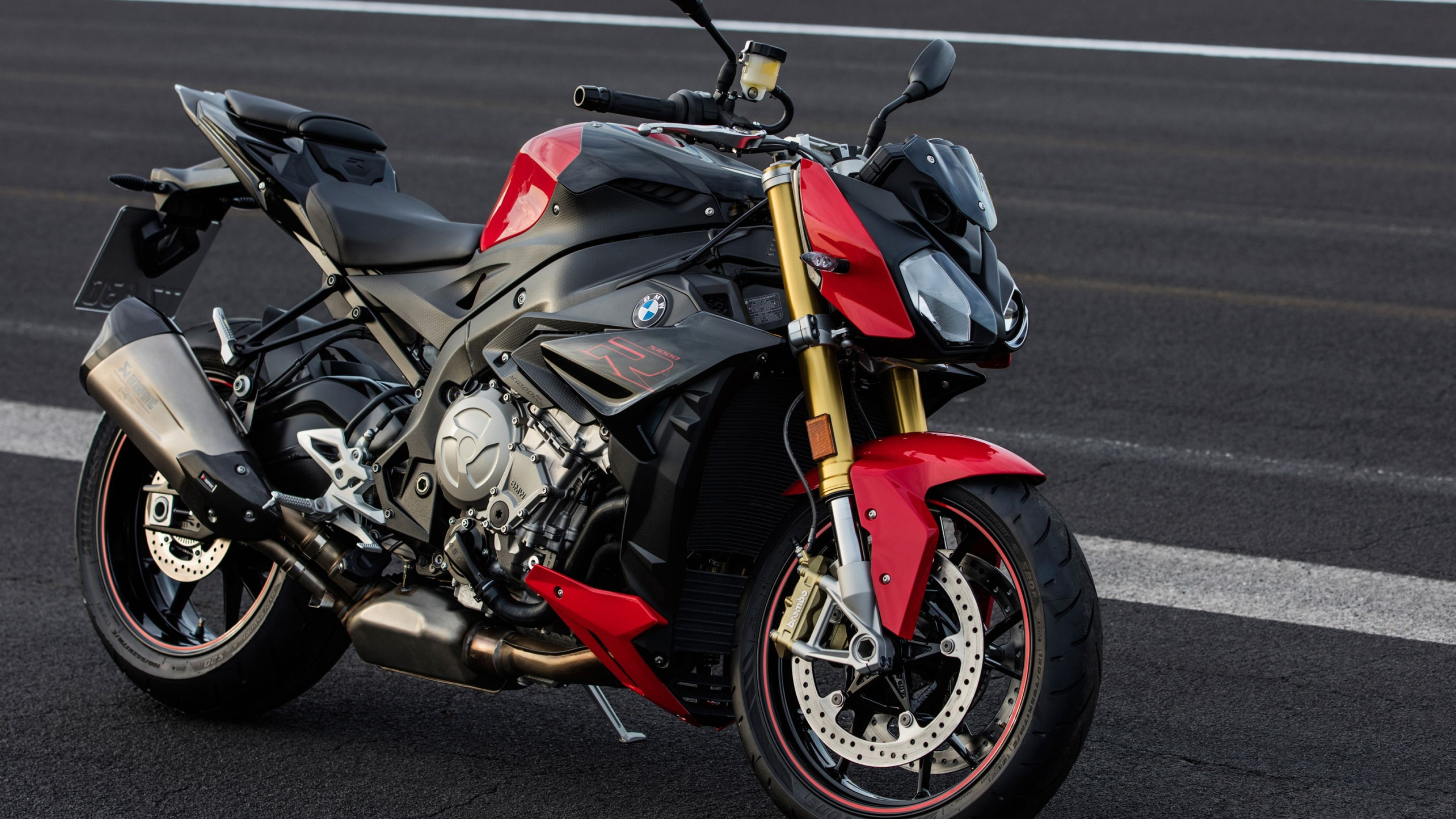 BMW S 1000 R, Aggressive styling, Thrilling performance, Cutting-edge technology, 3840x2160 4K Desktop