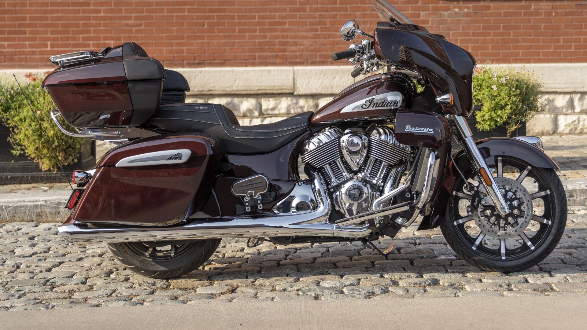 Vintage Dark Horse, Indian Roadmaster Limited Wallpaper, 1920x1080 Full HD Desktop