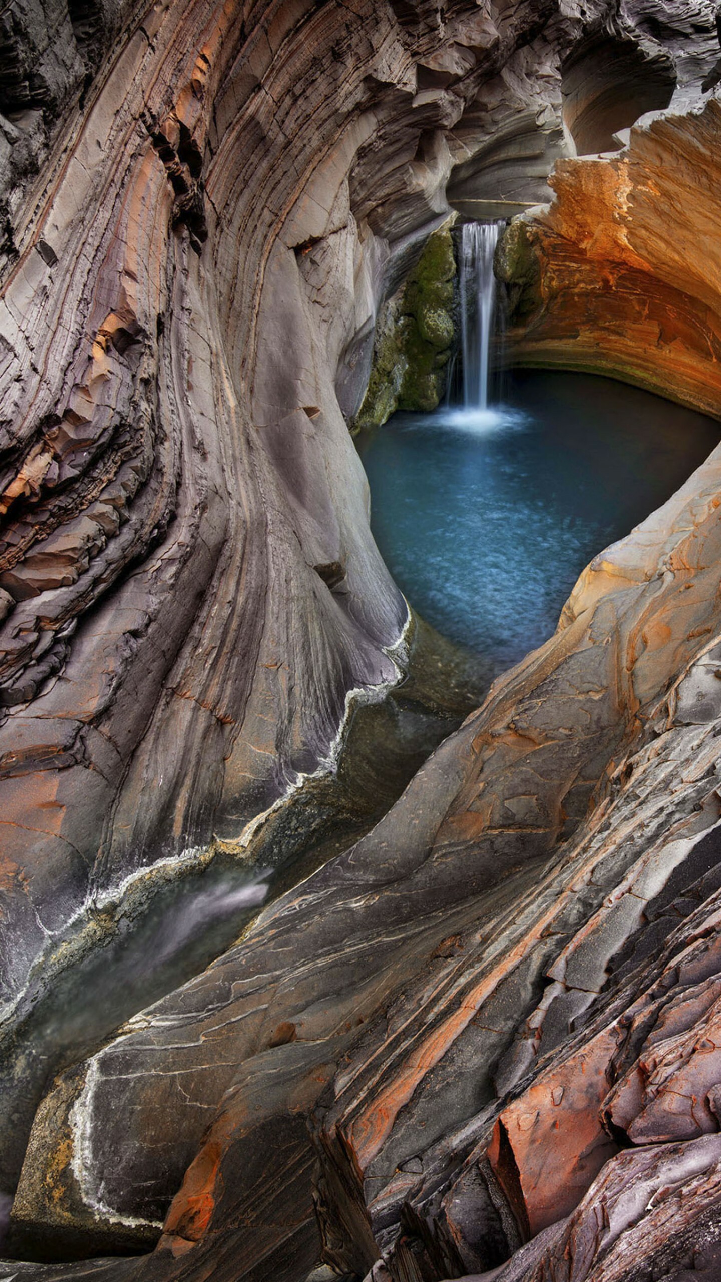 Australian wilderness, Natural wonder, Hamersley Gorge, Majestic scenery, 1440x2560 HD Phone