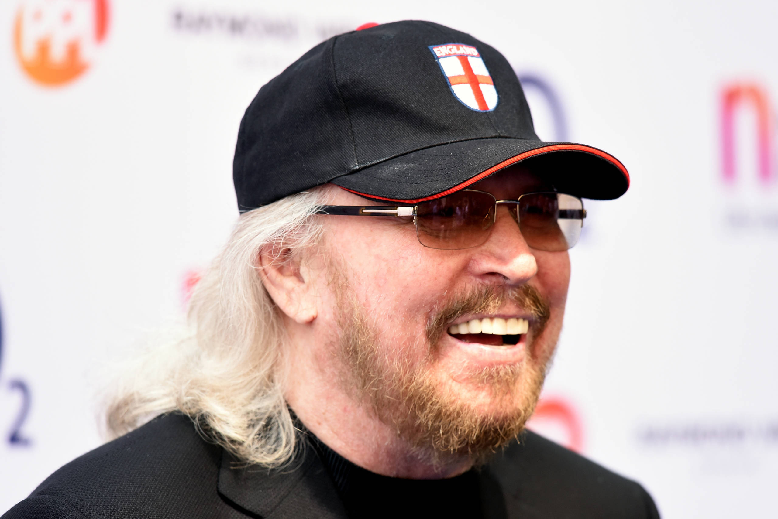 Barry Gibb, Top chart placement, Greenfields album, Unexpected success, 2560x1710 HD Desktop