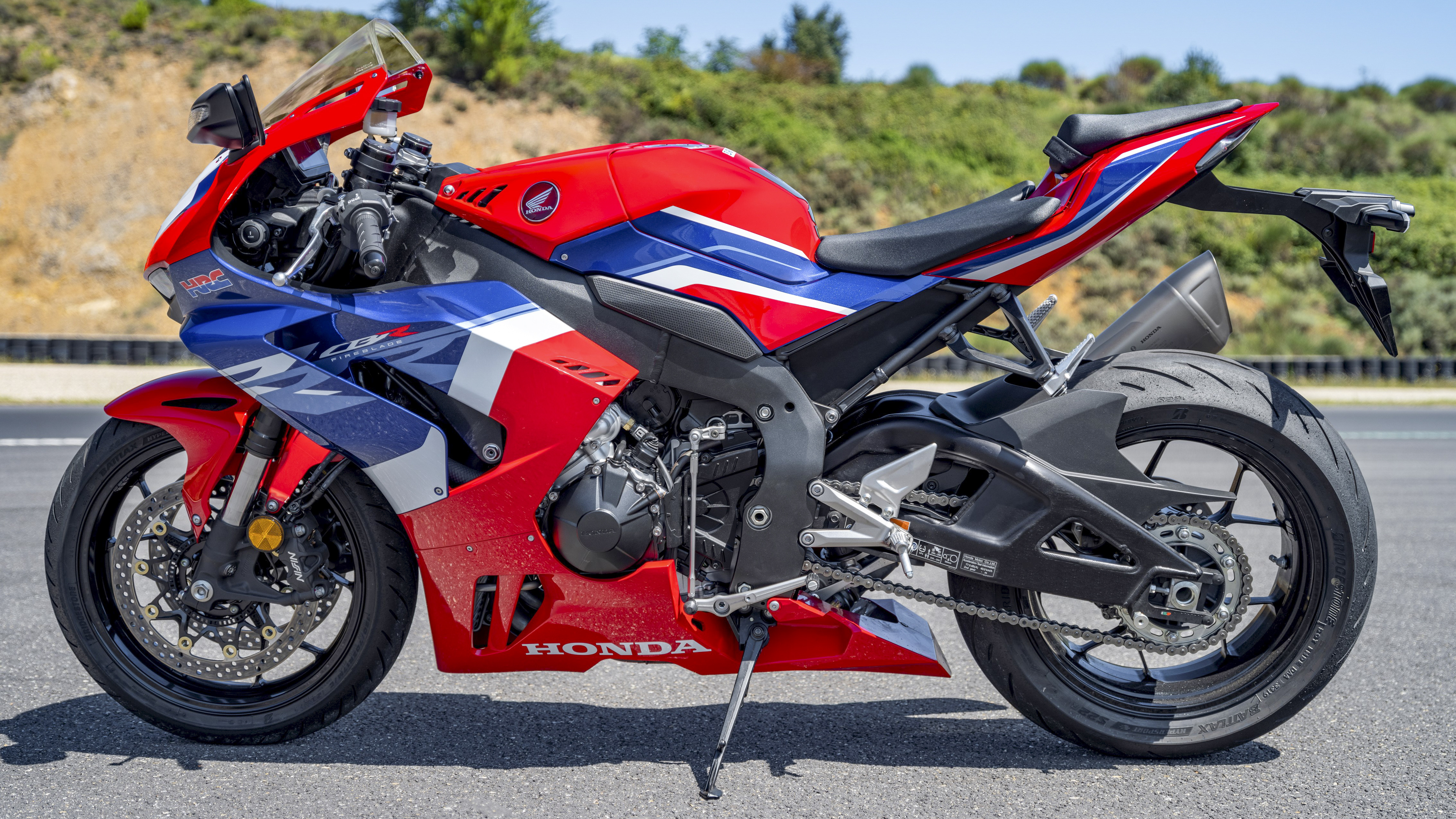 CBR1000RR-R, Honda CBR1000RR Wallpaper, 3840x2160 4K Desktop