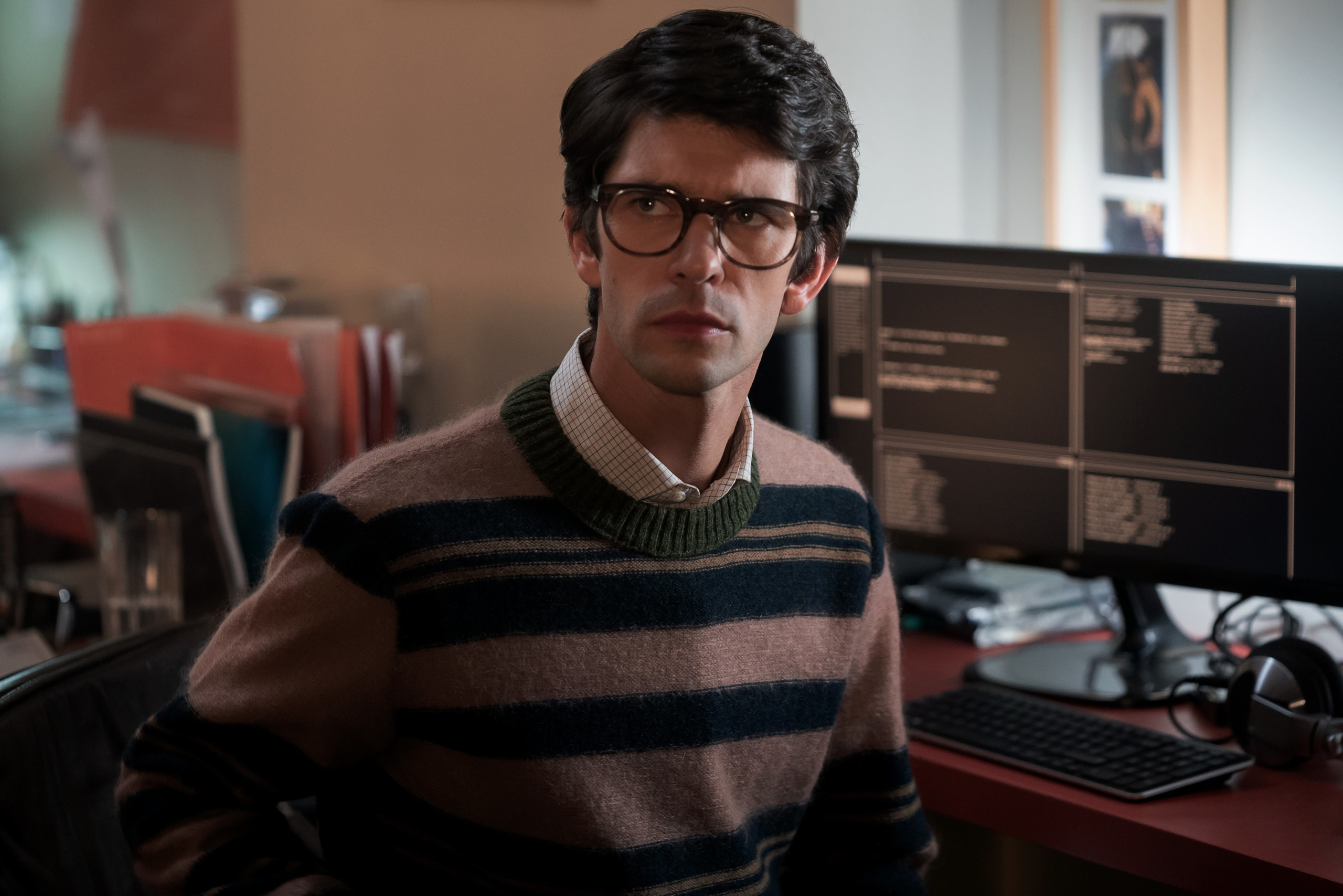 Ben Whishaw, Movies, No Time to Die, wallpaper, 2560x1710 HD Desktop