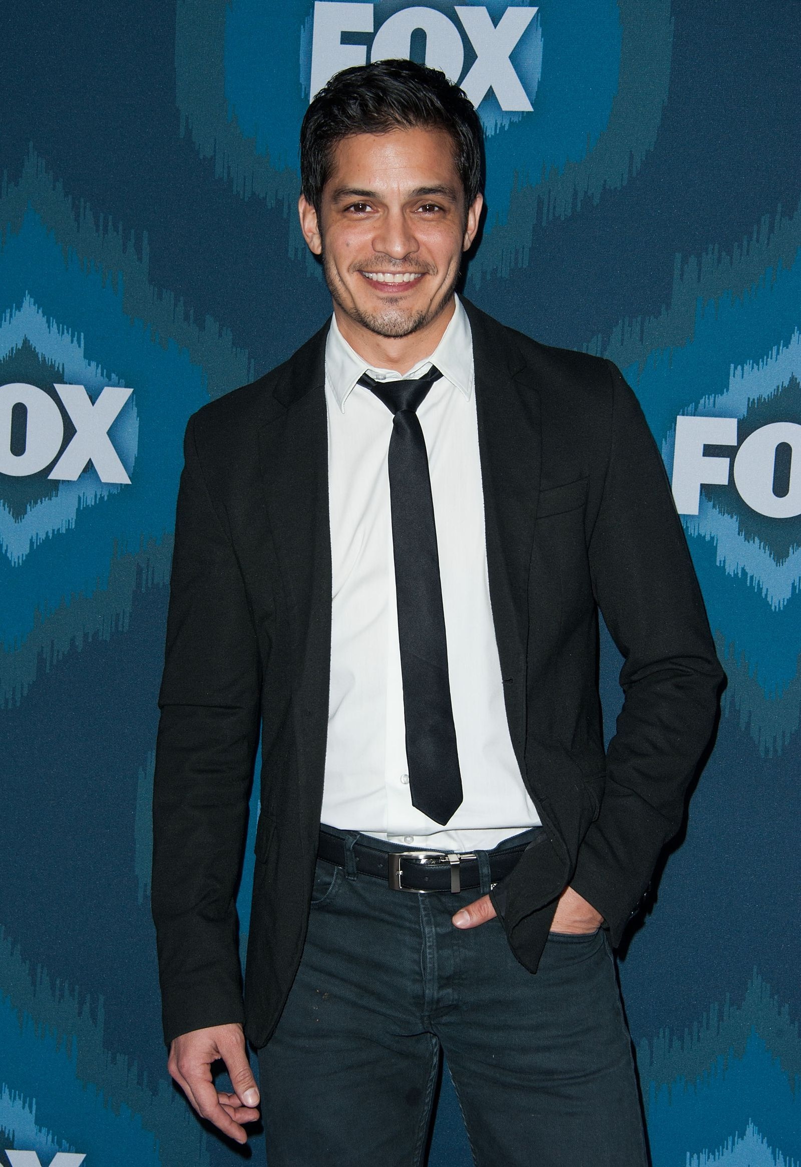 Nicholas Gonzalez, TV Shows, Melendez Ideas, Good Doctor, 1600x2340 HD Phone