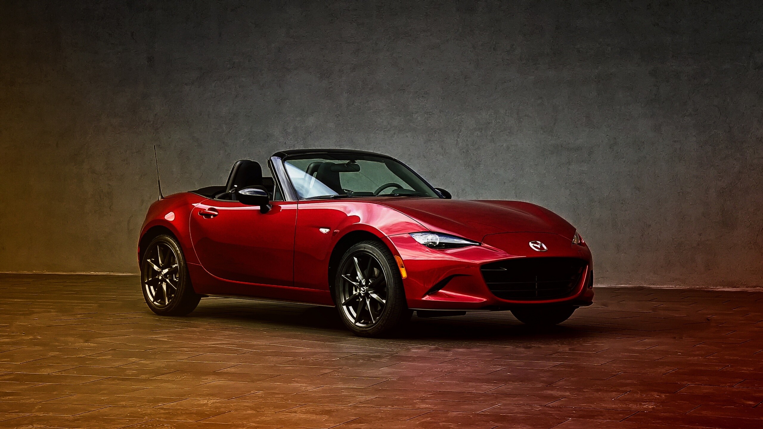 98 Mazda MX-5, Sports car, Automotive design, 2560x1440 HD Desktop