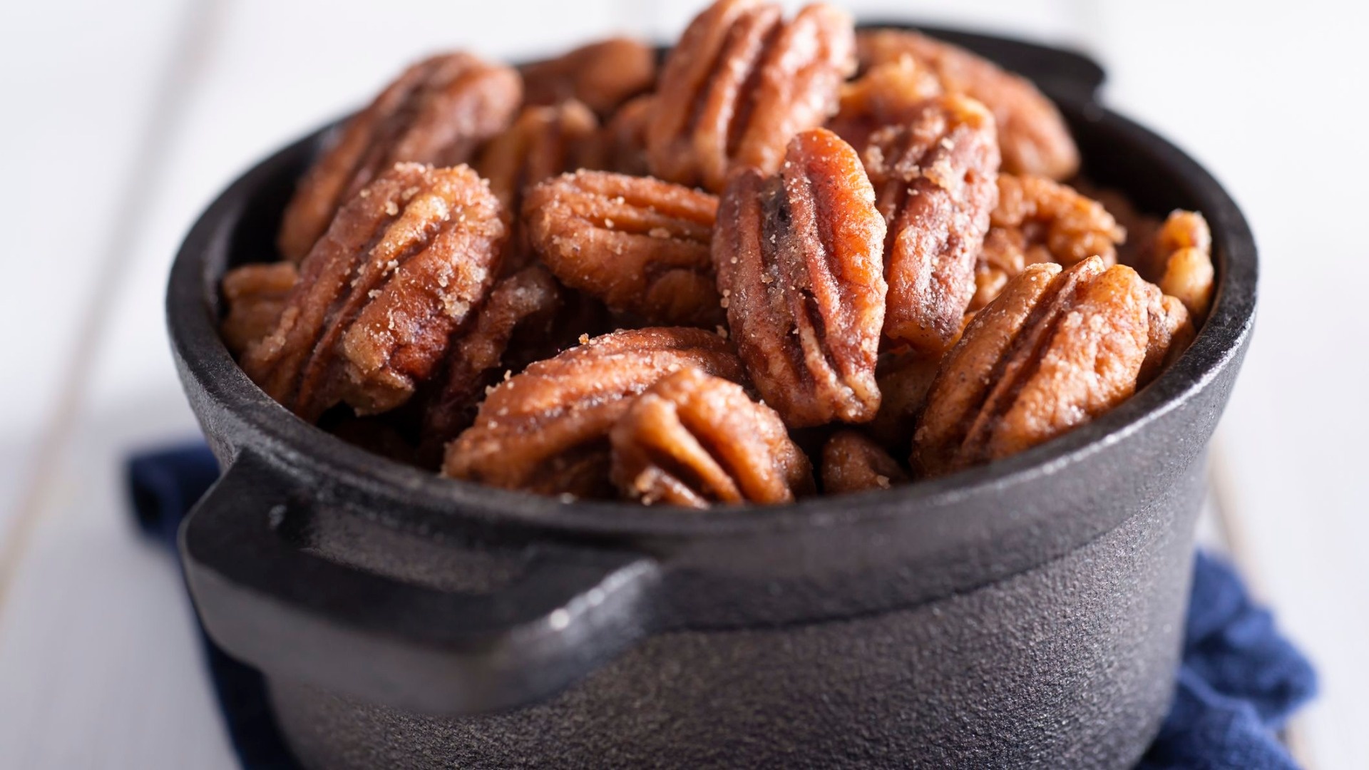 Swedish pecans, Bergeron pecans, Louisiana pecan, Premium quality, 1920x1080 Full HD Desktop