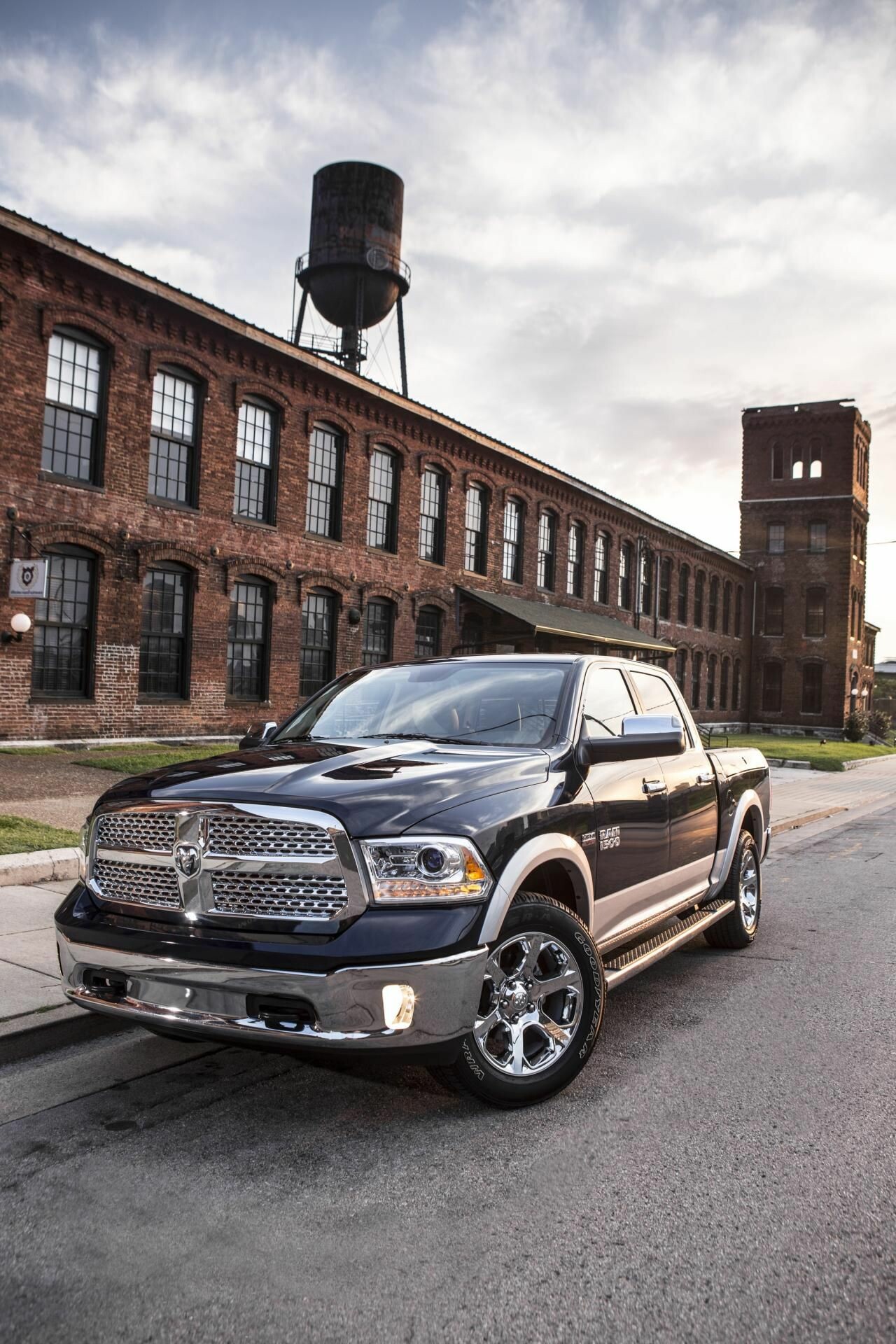 2013 Dodge Ram 1500, Powerful pickup, Automotive masterpiece, Off-road warrior, 1280x1920 HD Phone