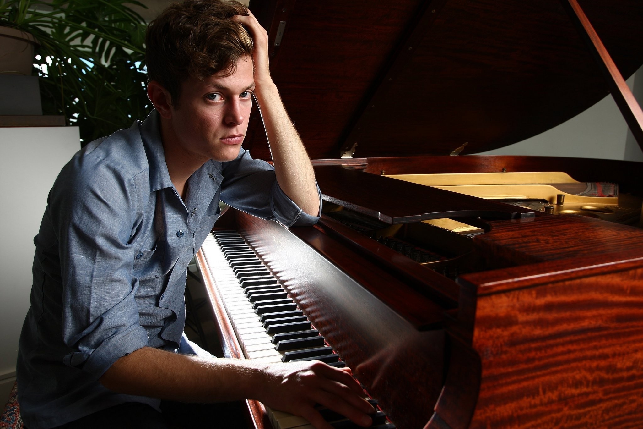 Perfume Genius, Tour questions, Music past, Cats, 2050x1370 HD Desktop